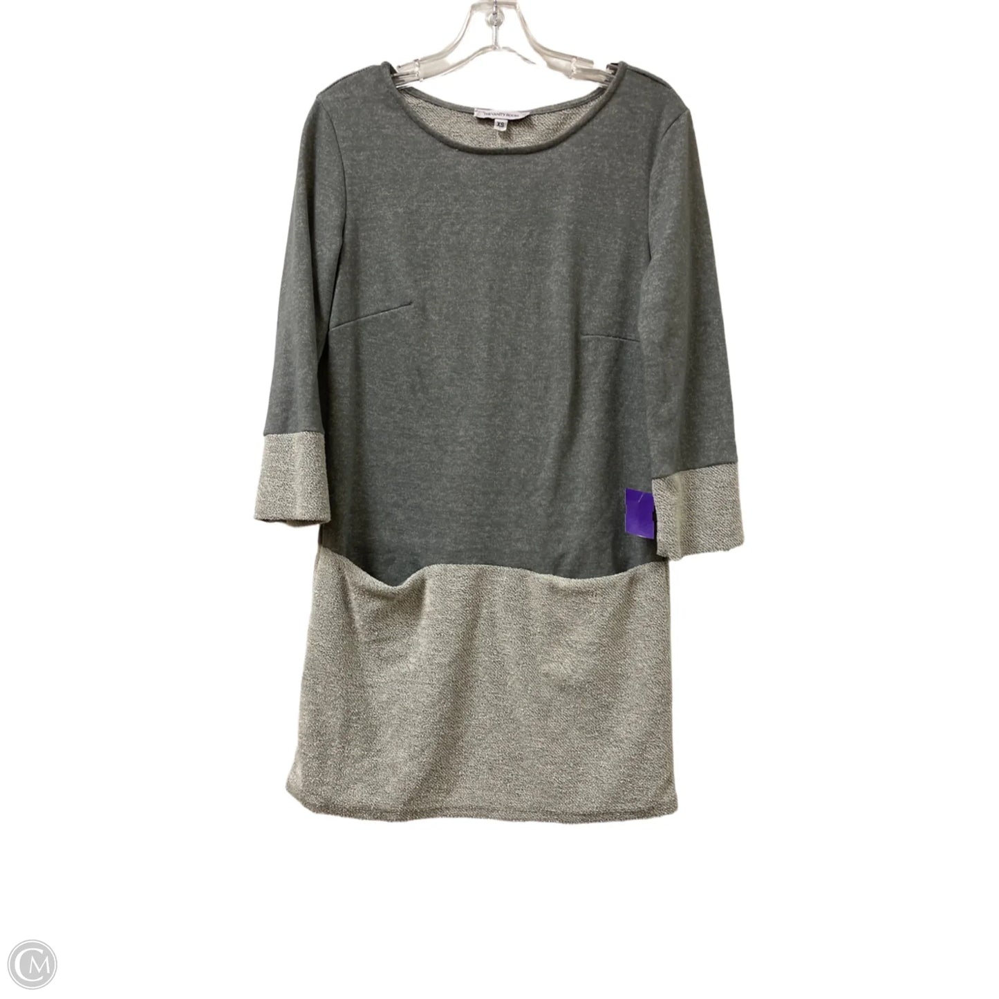 Dress Casual Short By Clothes Mentor In Grey, Size: Xs