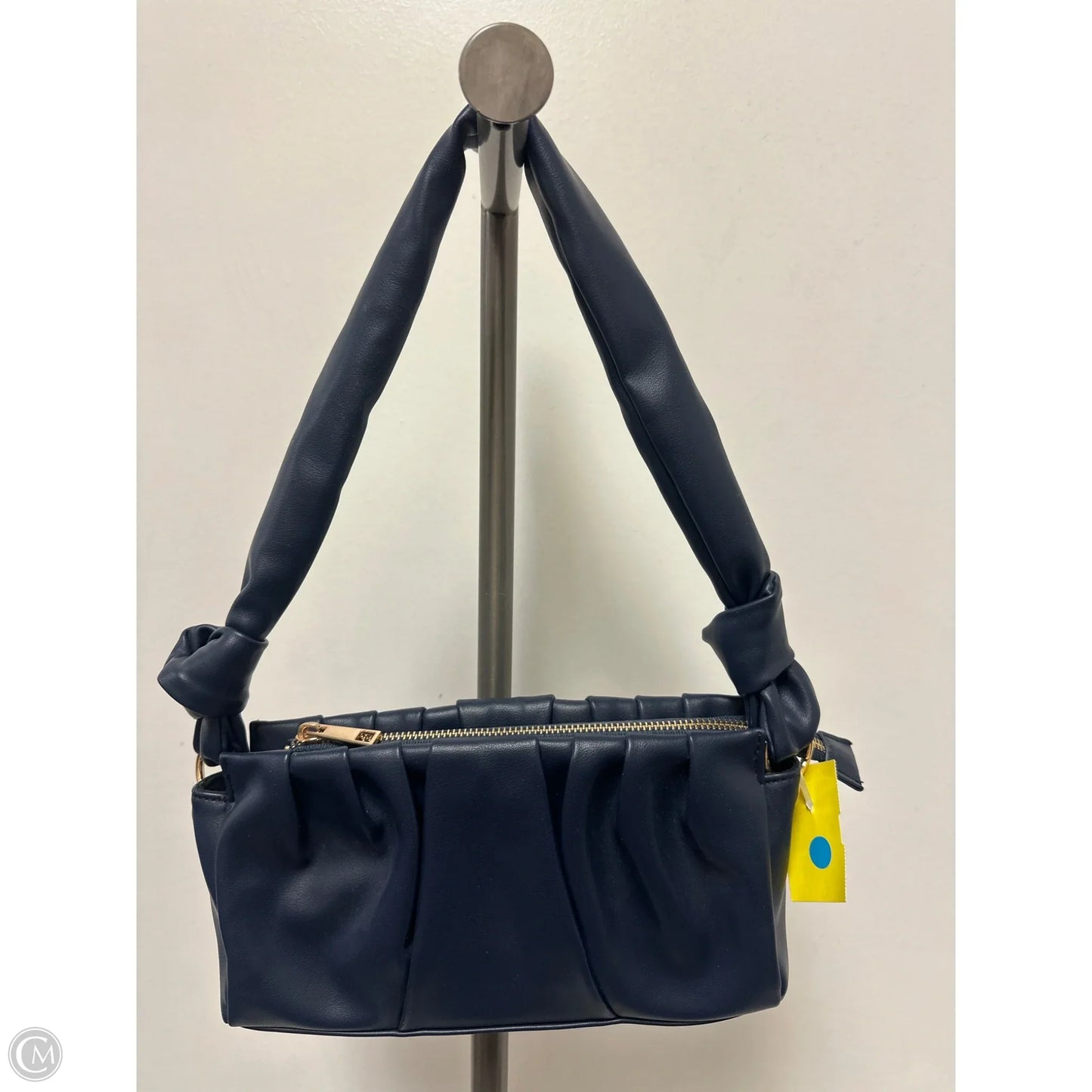 Handbag By Clothes Mentor, Size: Small