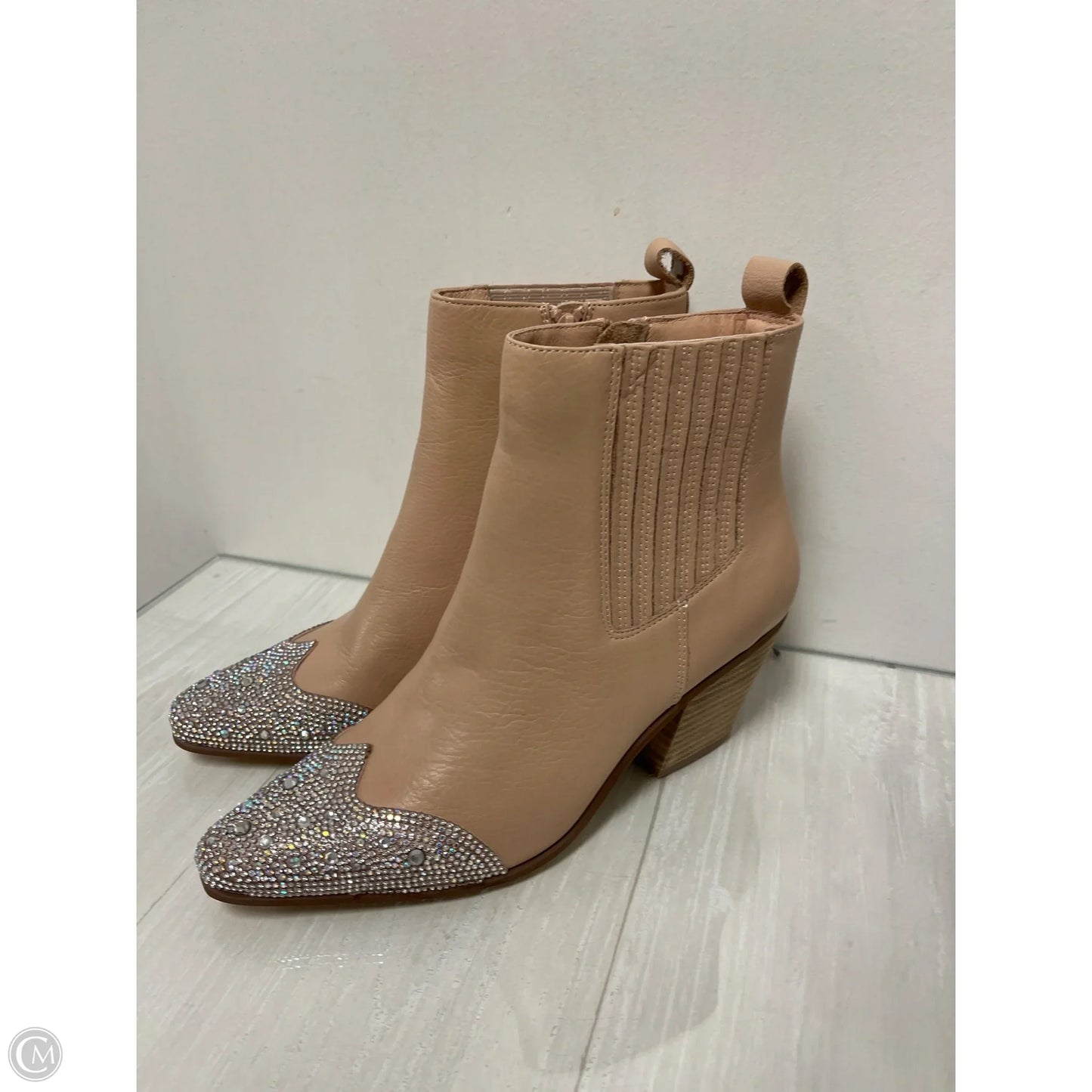 Boots Ankle Heels By Clothes Mentor In Pink, Size: 8.5