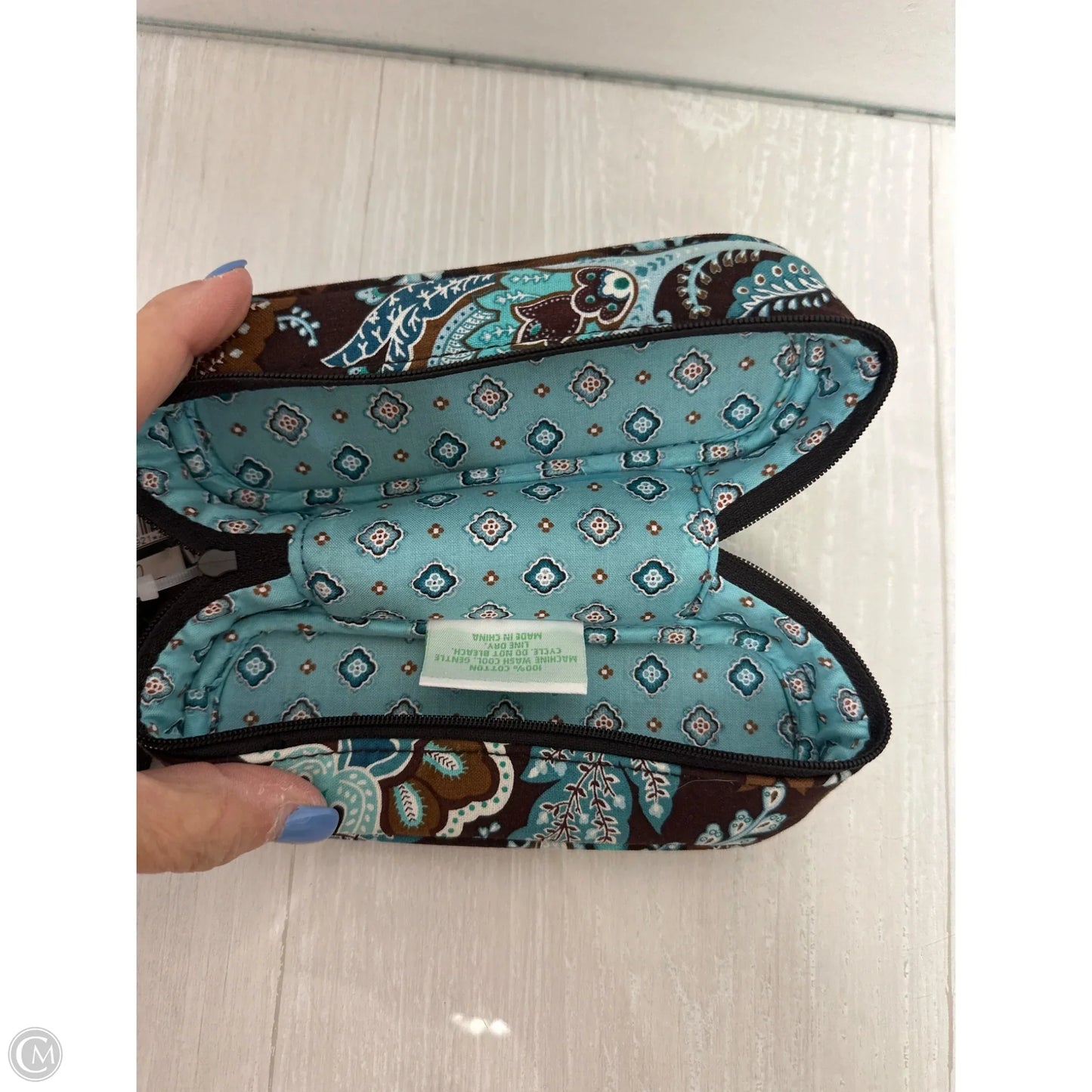 Makeup Bag By Vera Bradley, Size: Small