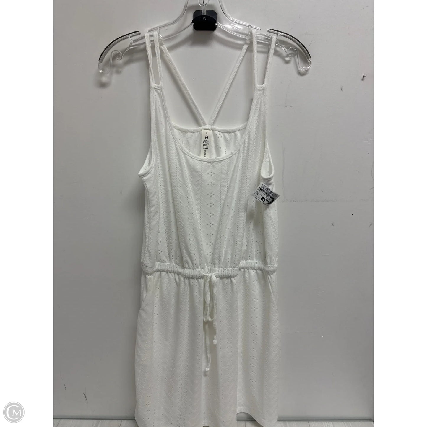 Dress Casual Short By Clothes Mentor In White, Size: L