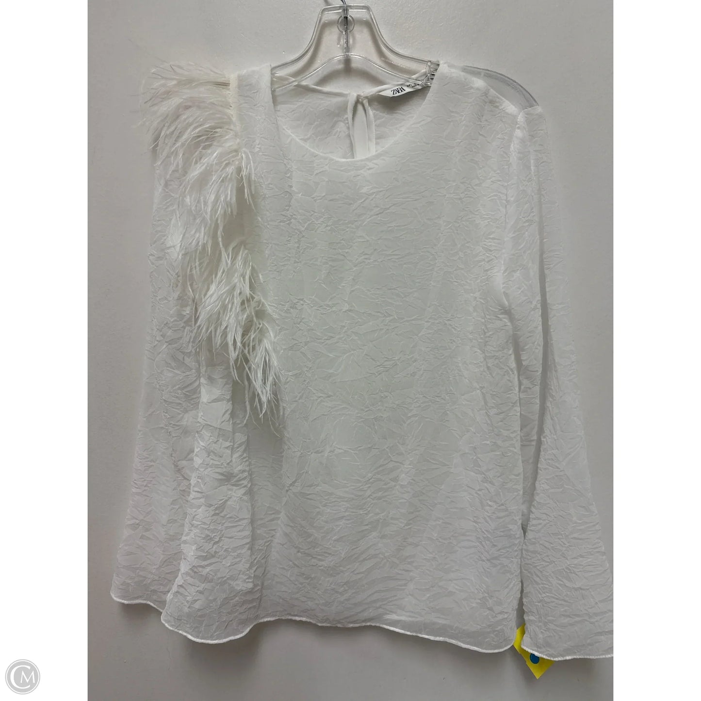 Top Long Sleeve By Zara In White, Size: L