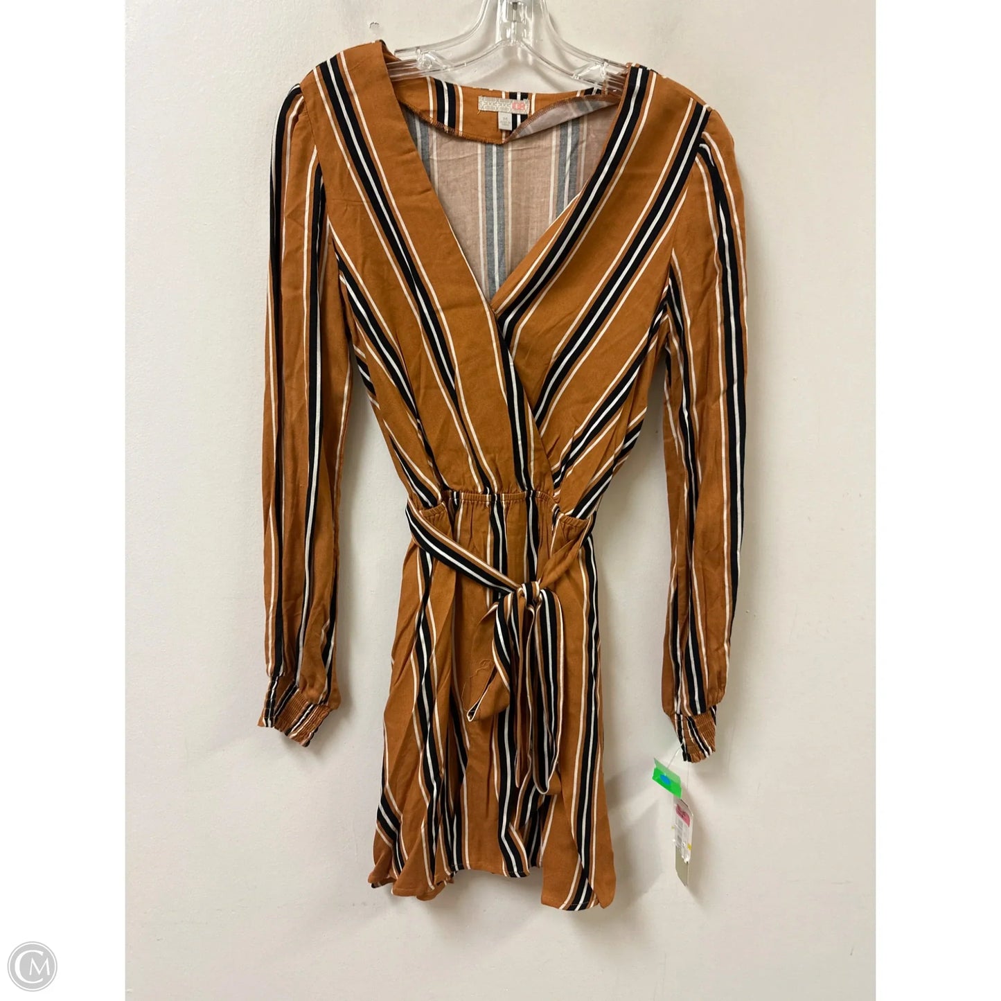 Dress Casual Short By Gb In Tan, Size: M