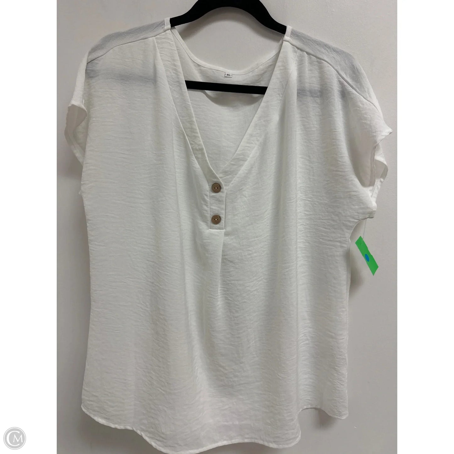 Top Short Sleeve By Clothes Mentor In White, Size: Xl