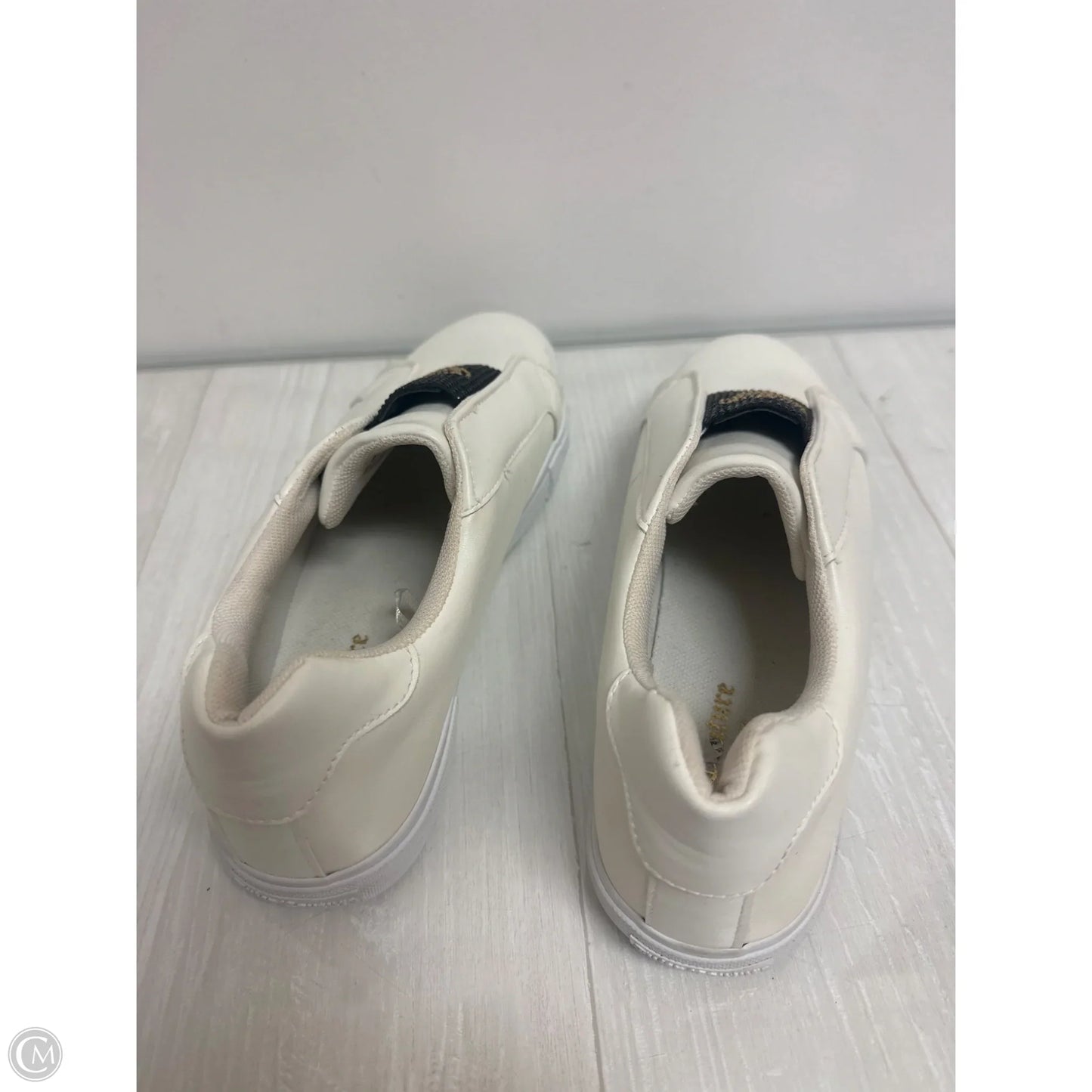 Shoes Athletic By Juicy Couture In White, Size: 10