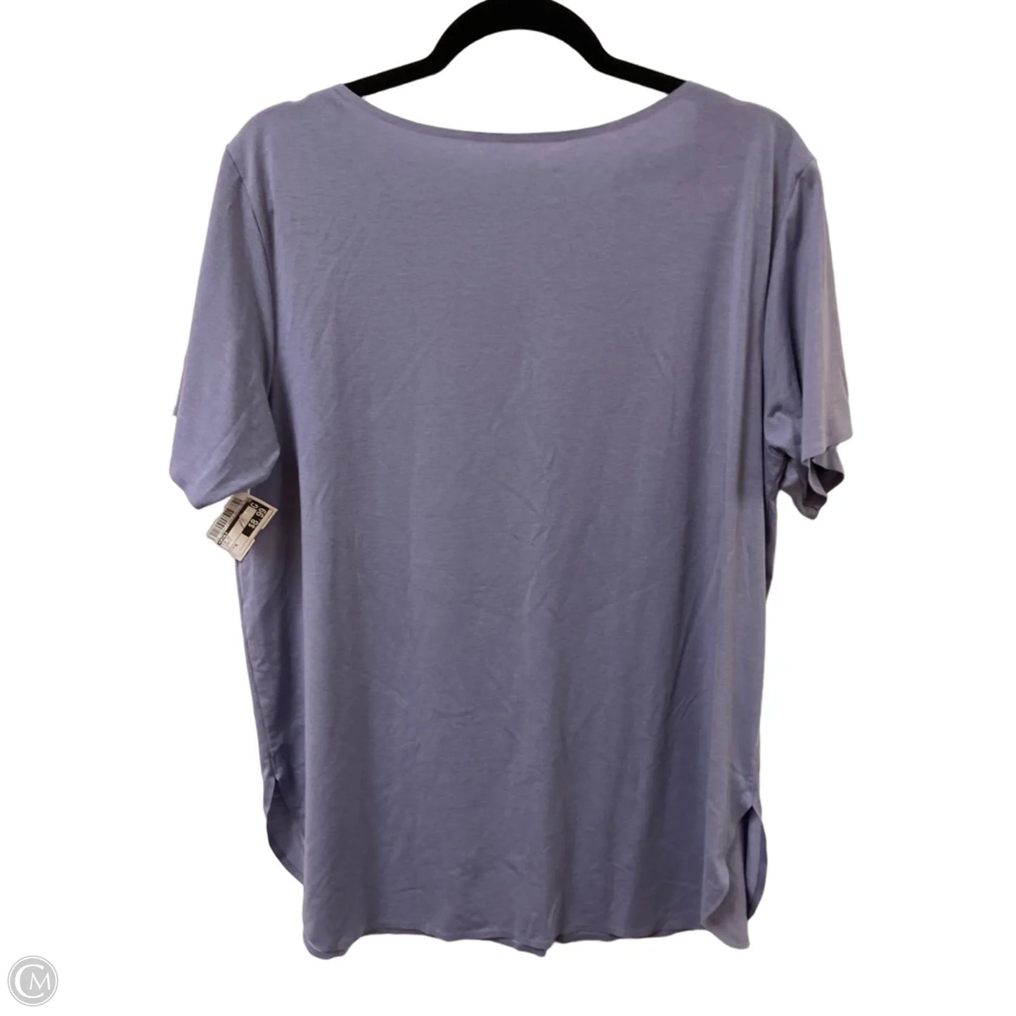 Top Short Sleeve By Uniqlo In Purple, Size: M