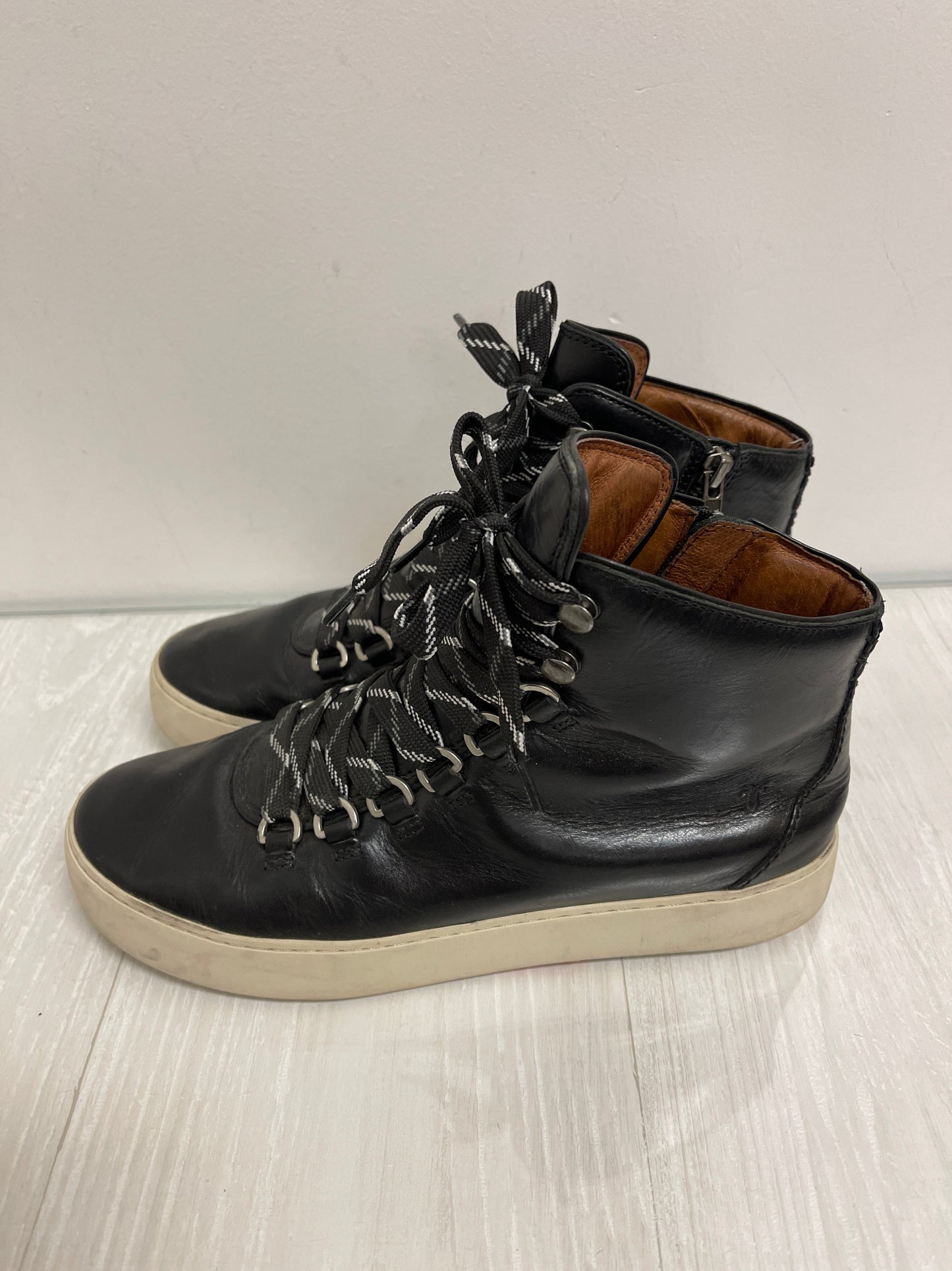Shoes Sneakers By Frye In Black, Size: 8.5