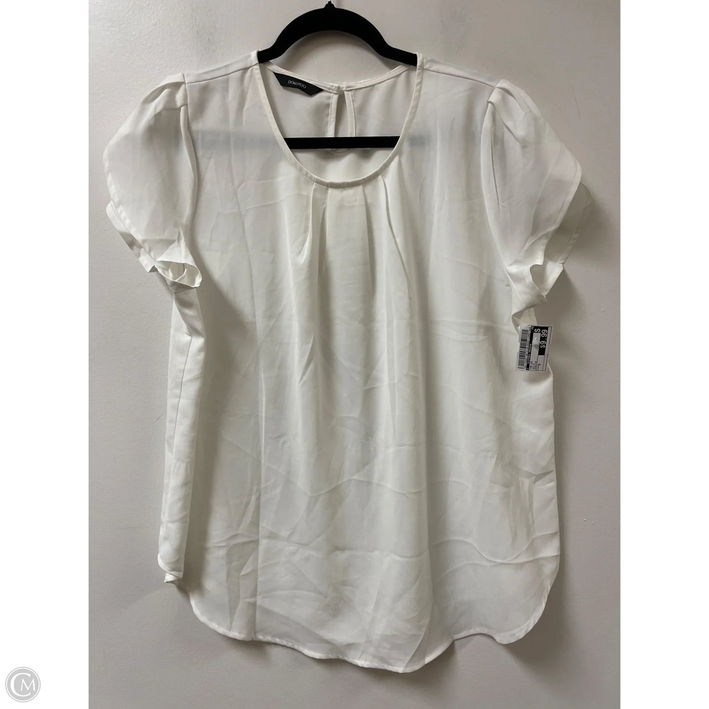 Top Short Sleeve By Clothes Mentor In White, Size: M