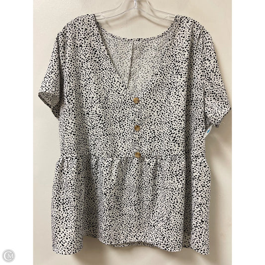 Top Short Sleeve By Clothes Mentor In Black & White, Size: 2x