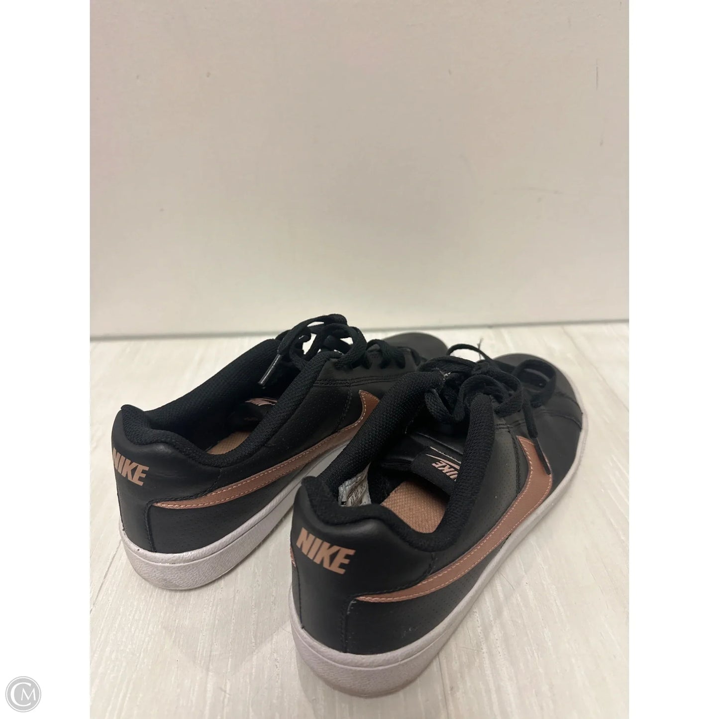 Shoes Sneakers By Nike In Black, Size: 9