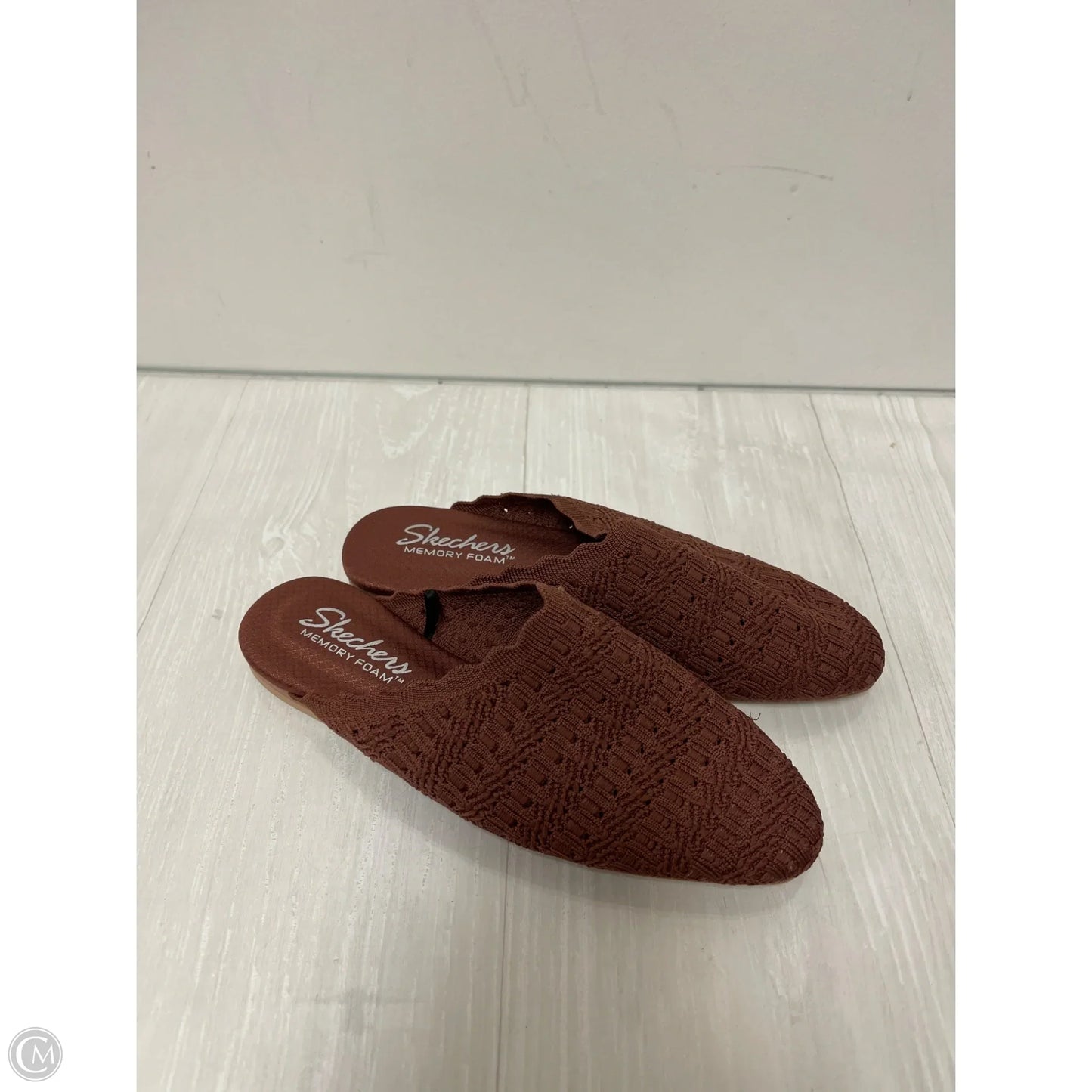 Shoes Flats By Skechers In Brown, Size: 6