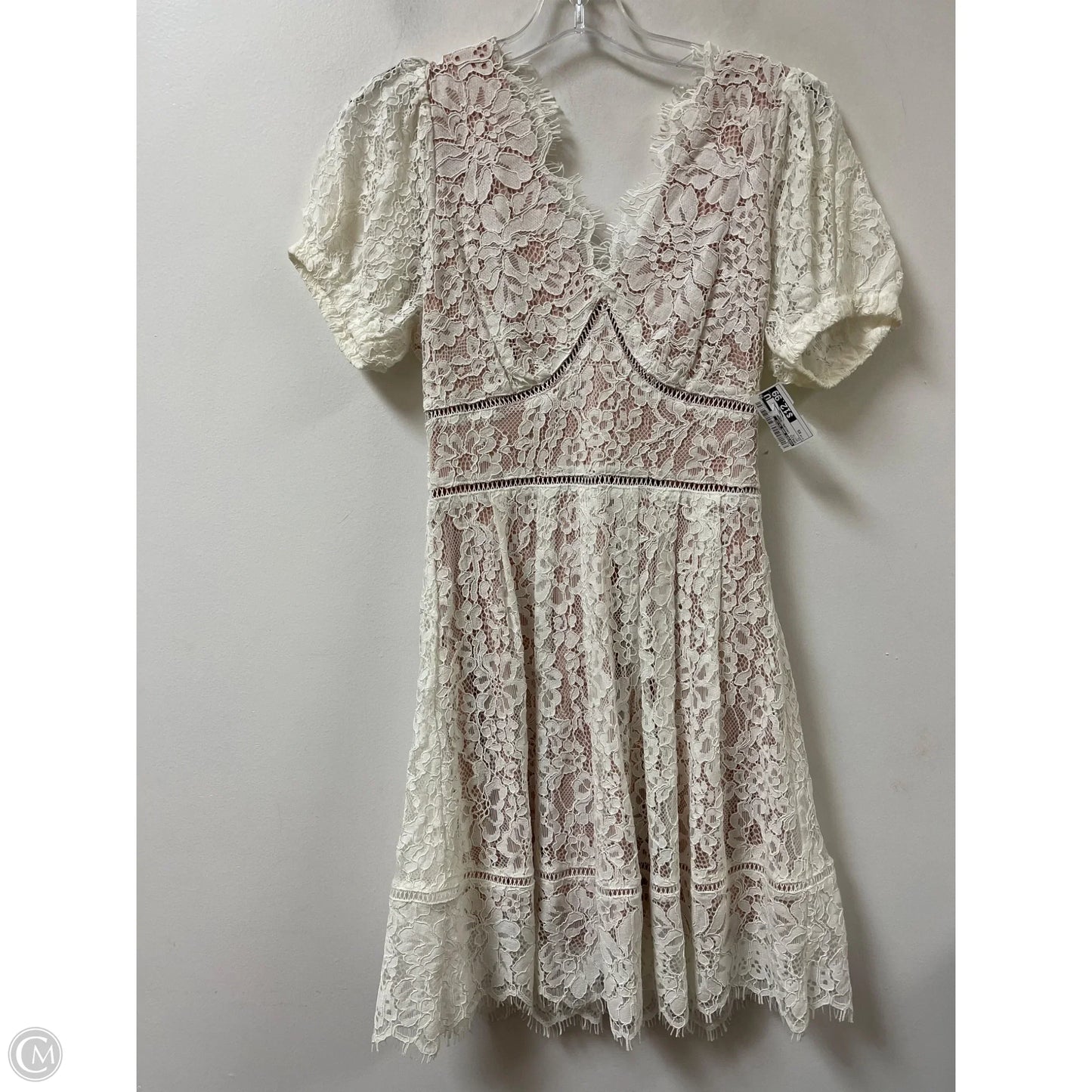 Dress Casual Short By Skies Are Blue In White, Size: Xs