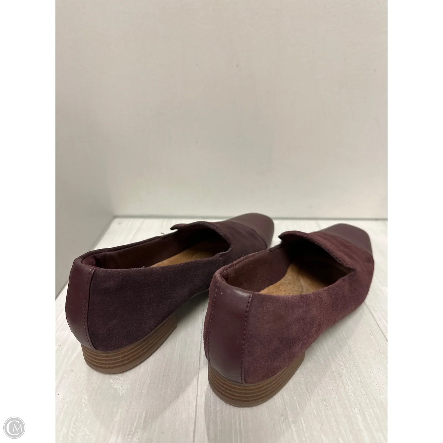 Shoes Flats By Clarks In Red, Size: 10