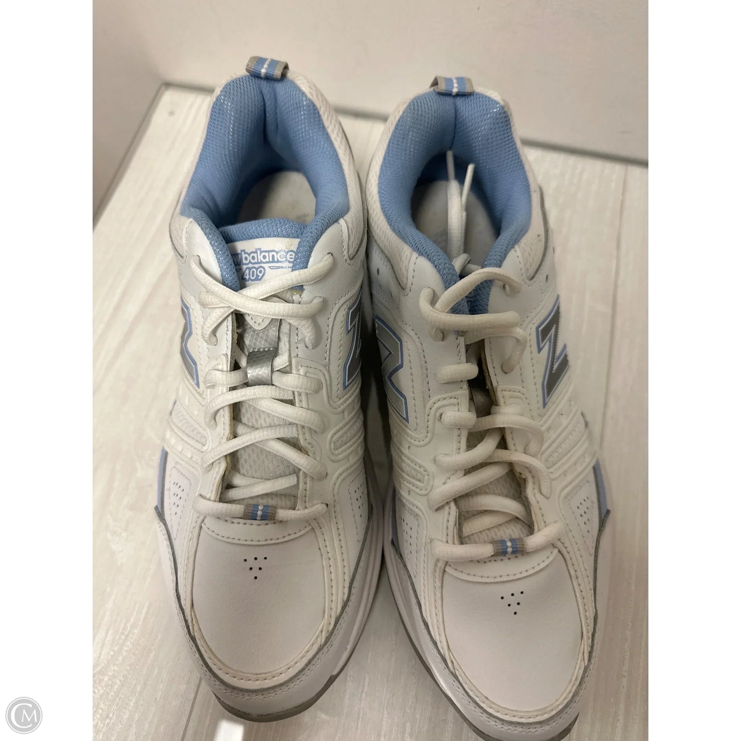 Shoes Athletic By New Balance In White, Size: 10