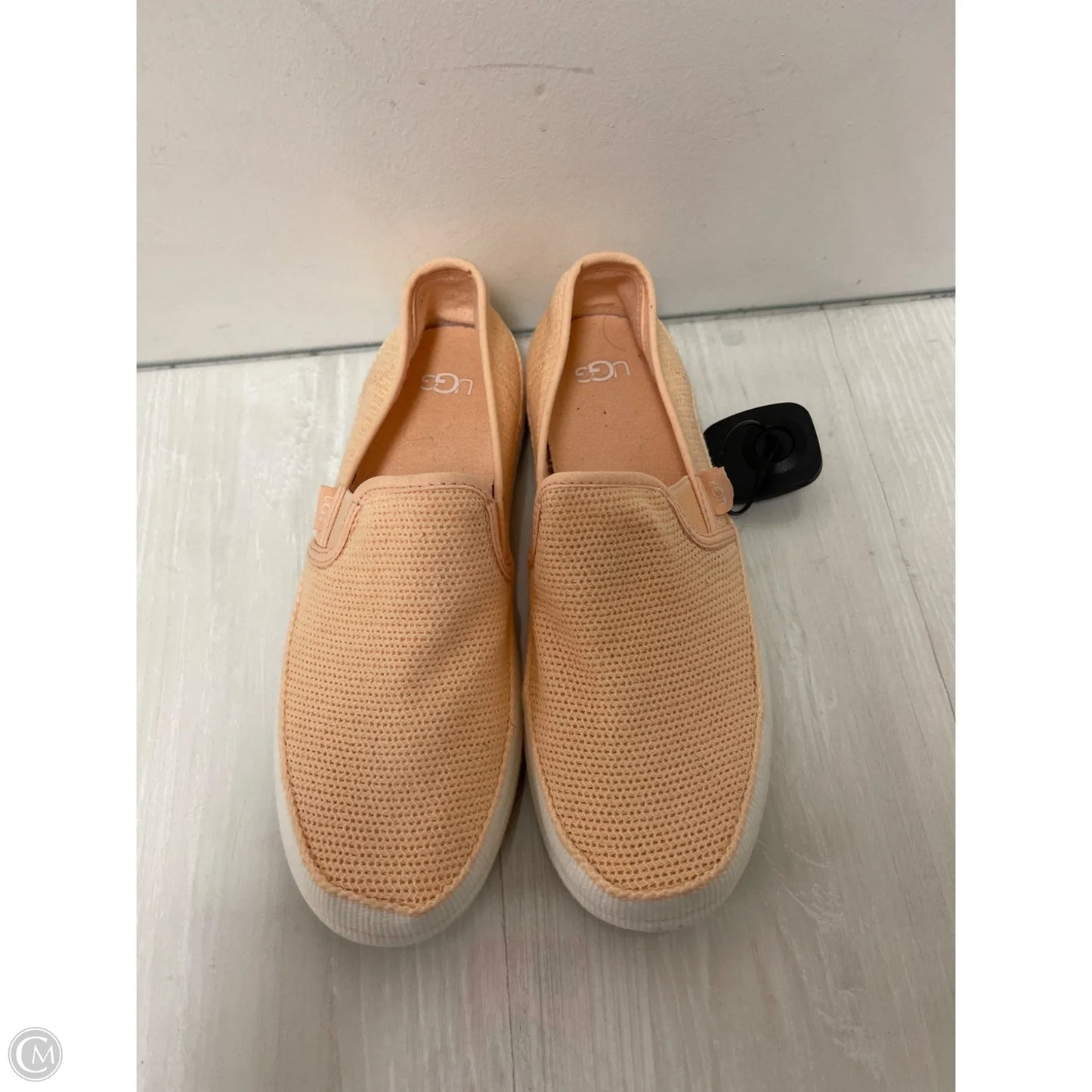 Shoes Designer By Ugg In Coral, Size: 7