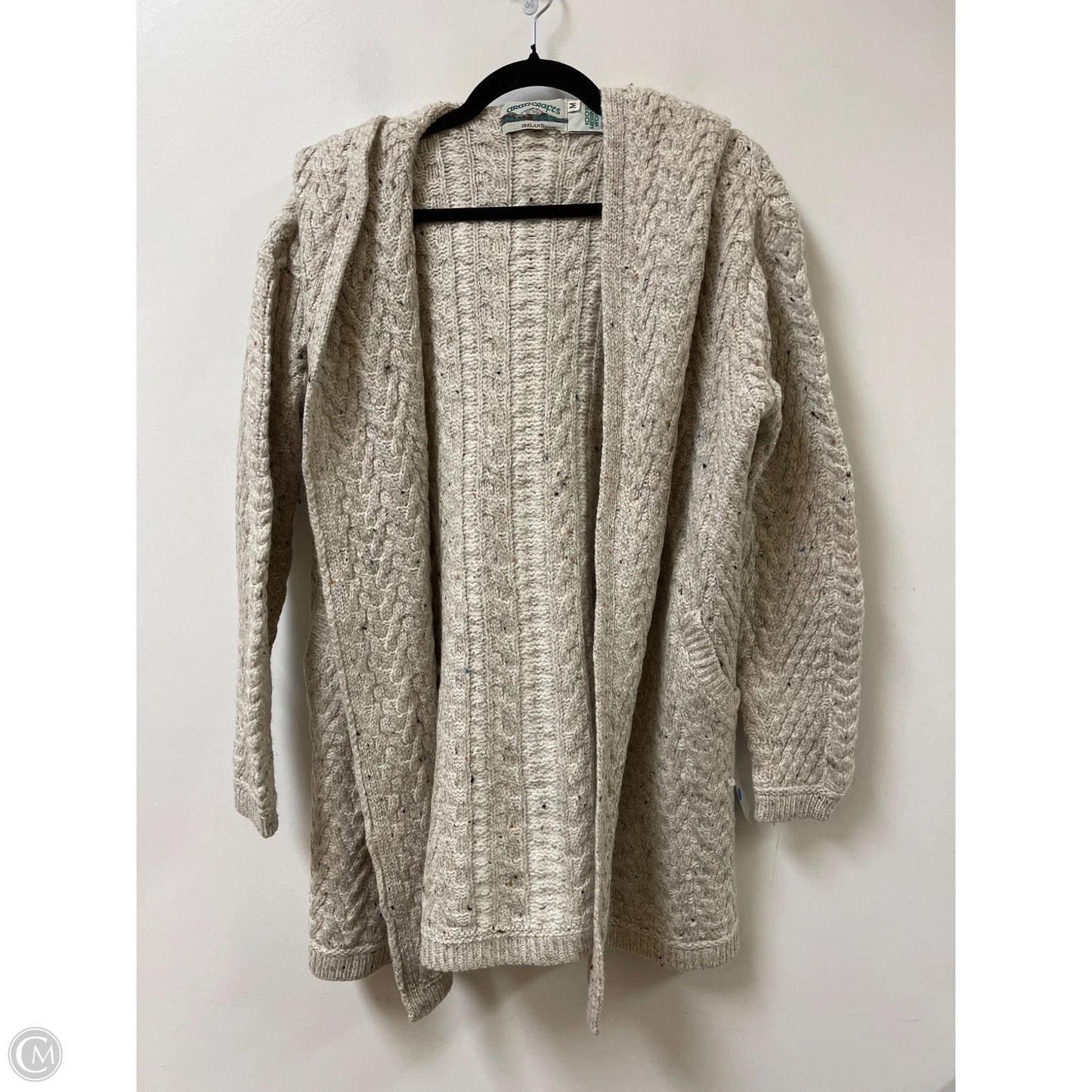Sweater Cardigan By Clothes Mentor In Cream, Size: M