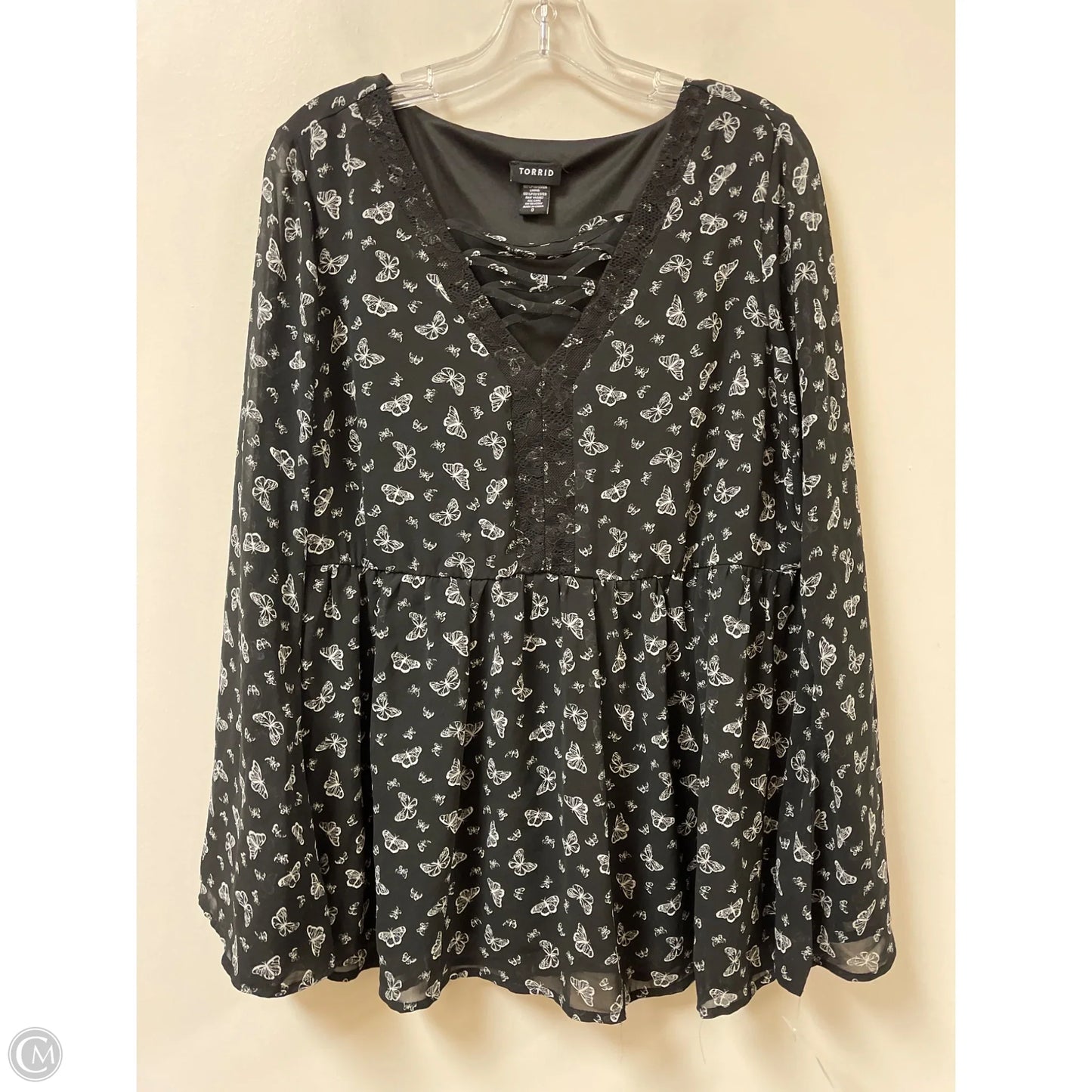Top Long Sleeve By Torrid In Black, Size: Xl