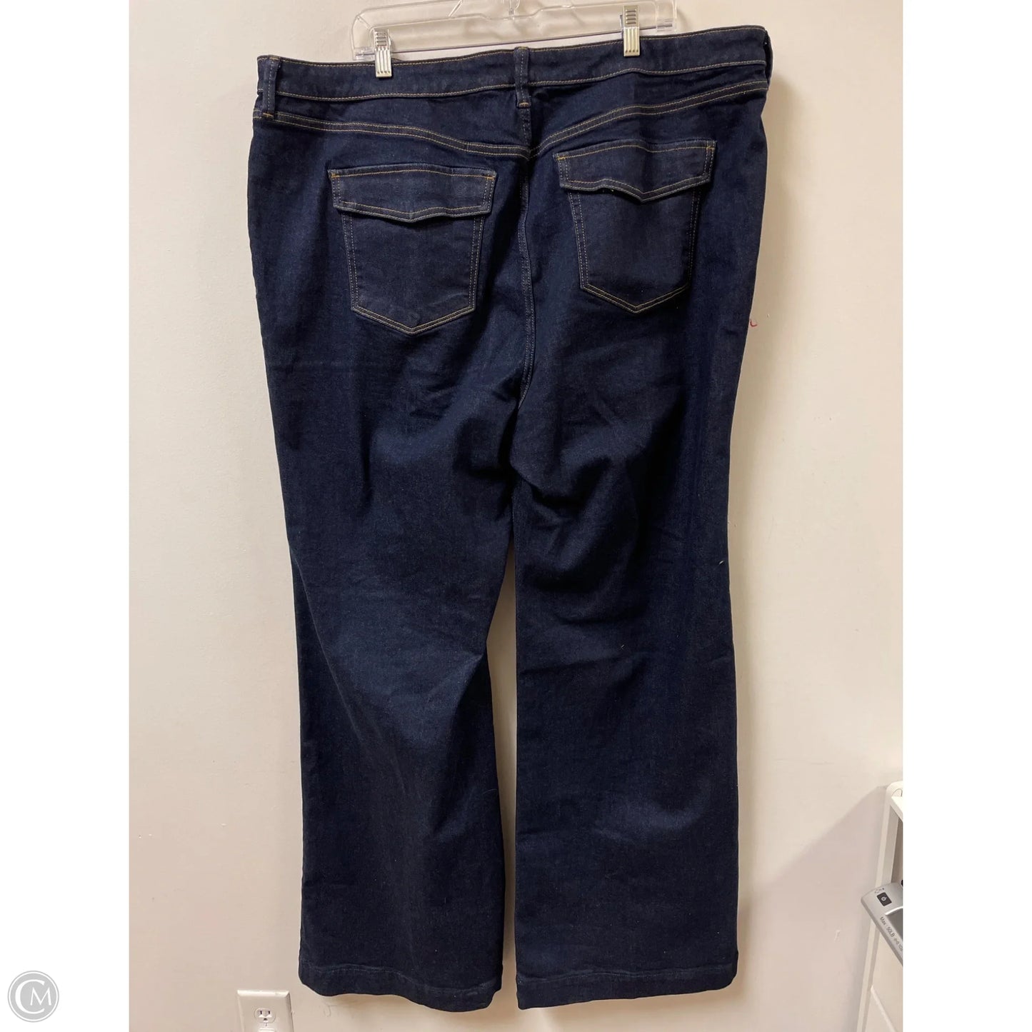 Jeans Flared By Torrid In Blue Denim, Size: 22