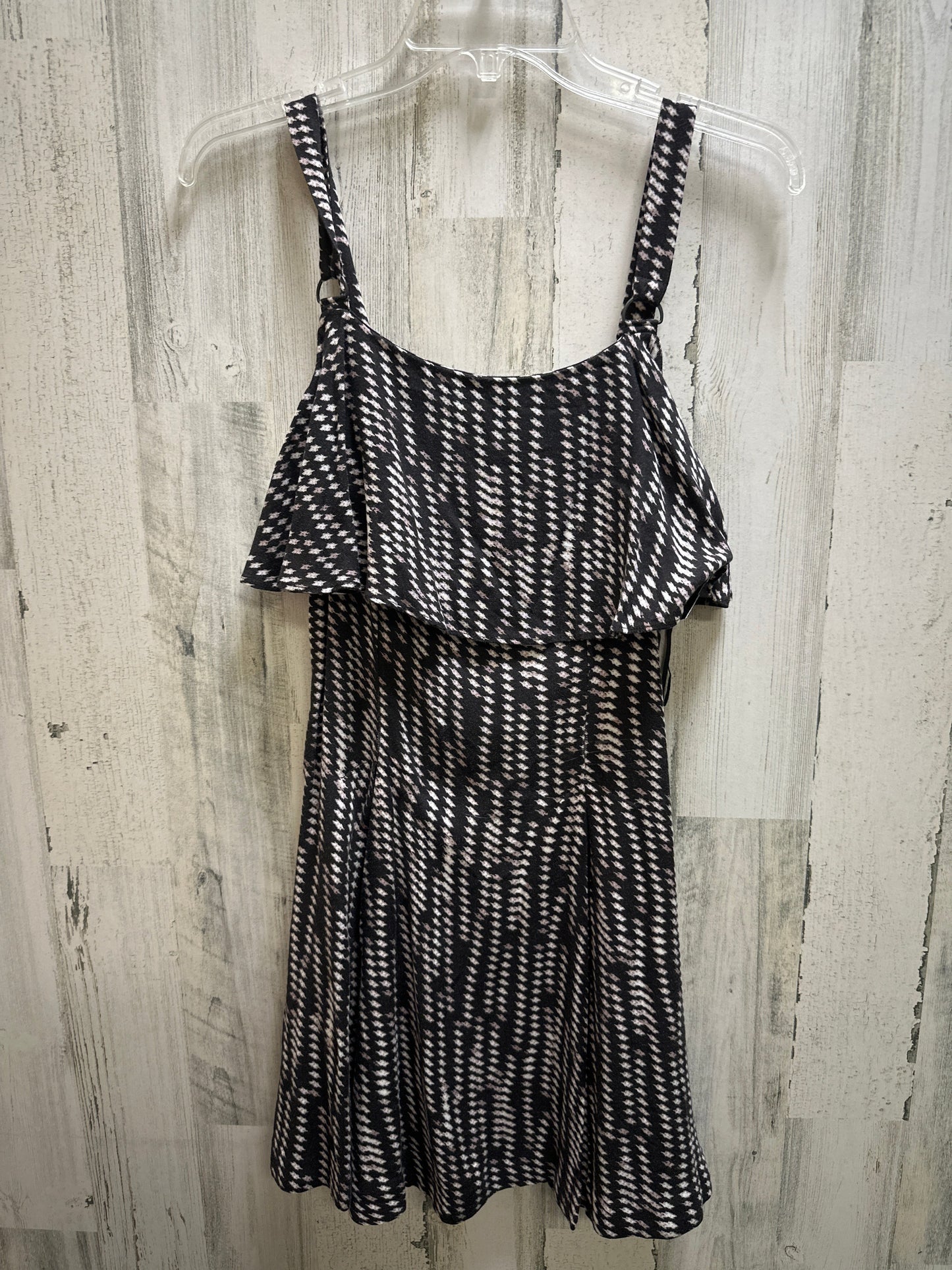 Dress Casual Short By Free People Size: 4