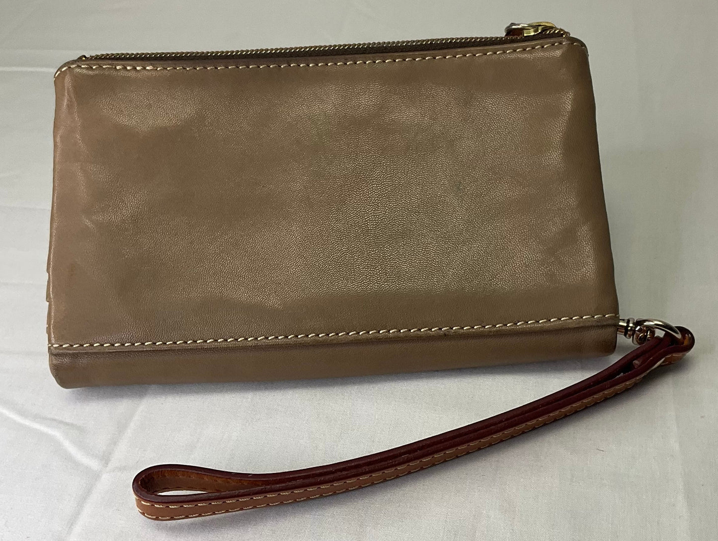 Wristlet Leather By Dooney And Bourke Size: Large