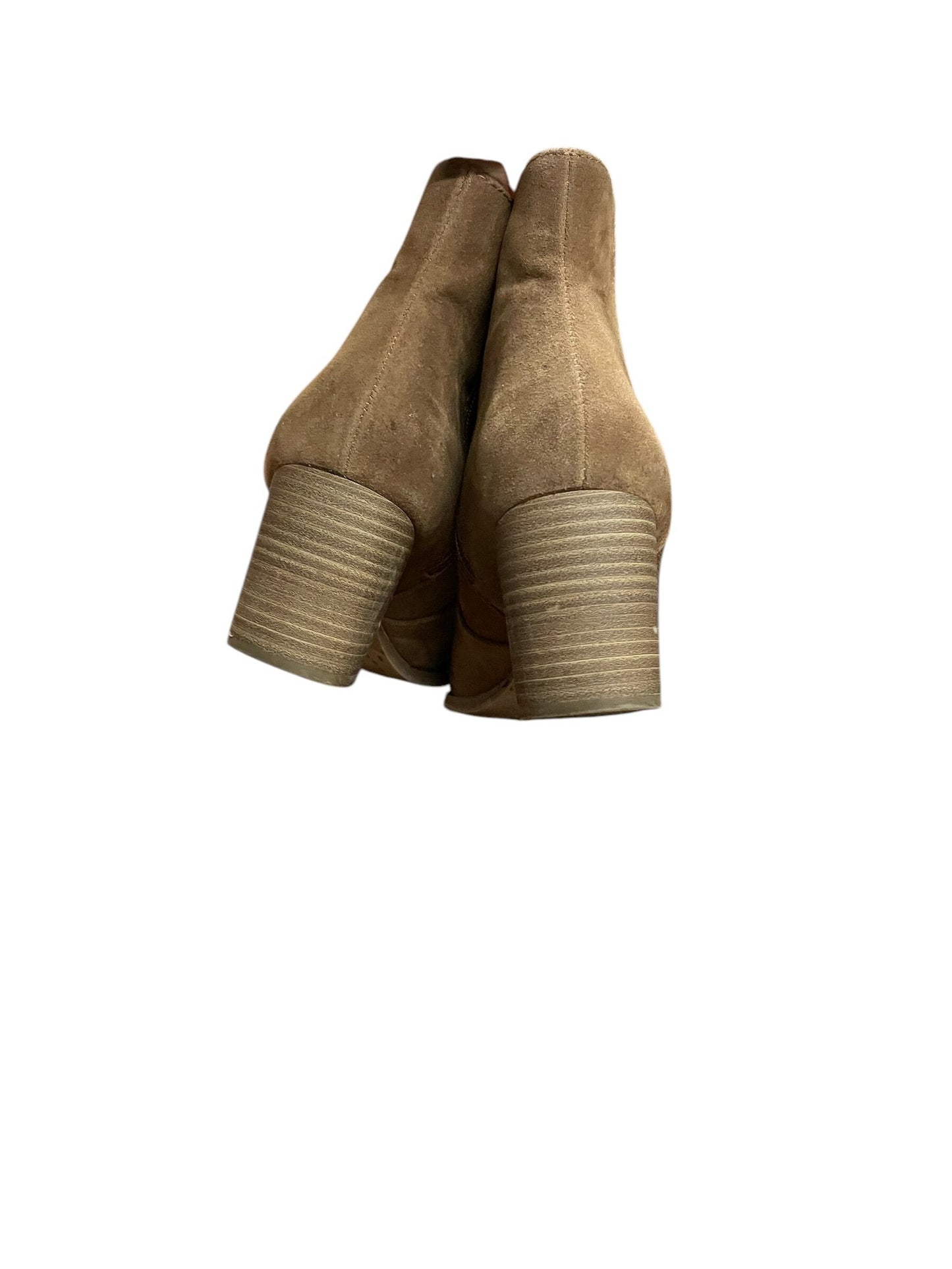Boots Ankle Heels By Universal Thread Size: 7.5