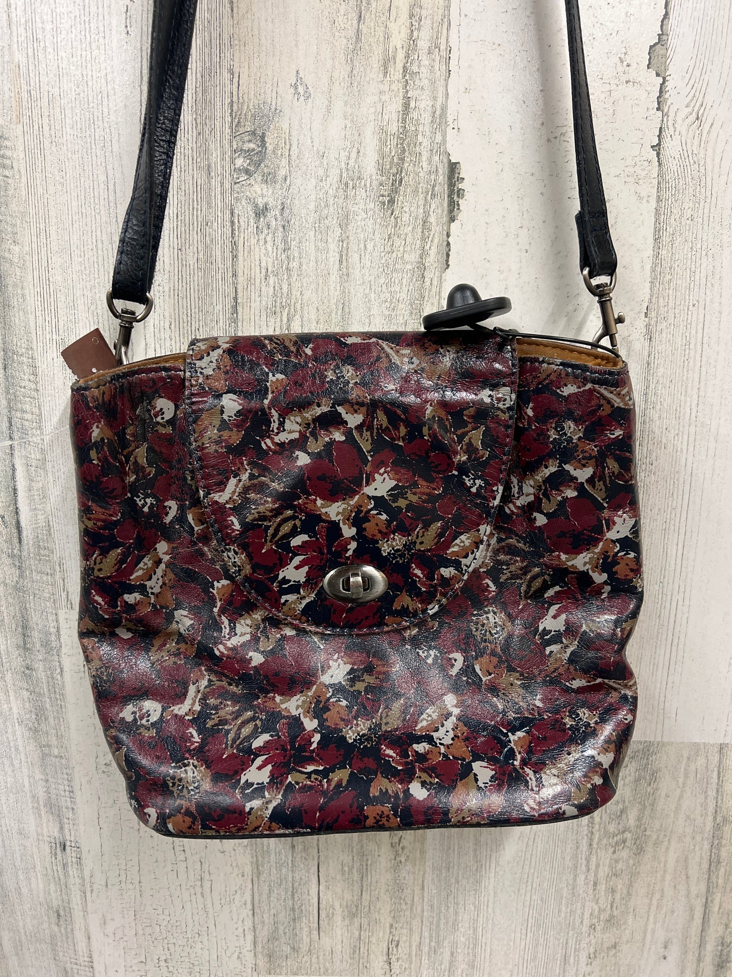 Crossbody Designer By Patricia Nash Size: Medium