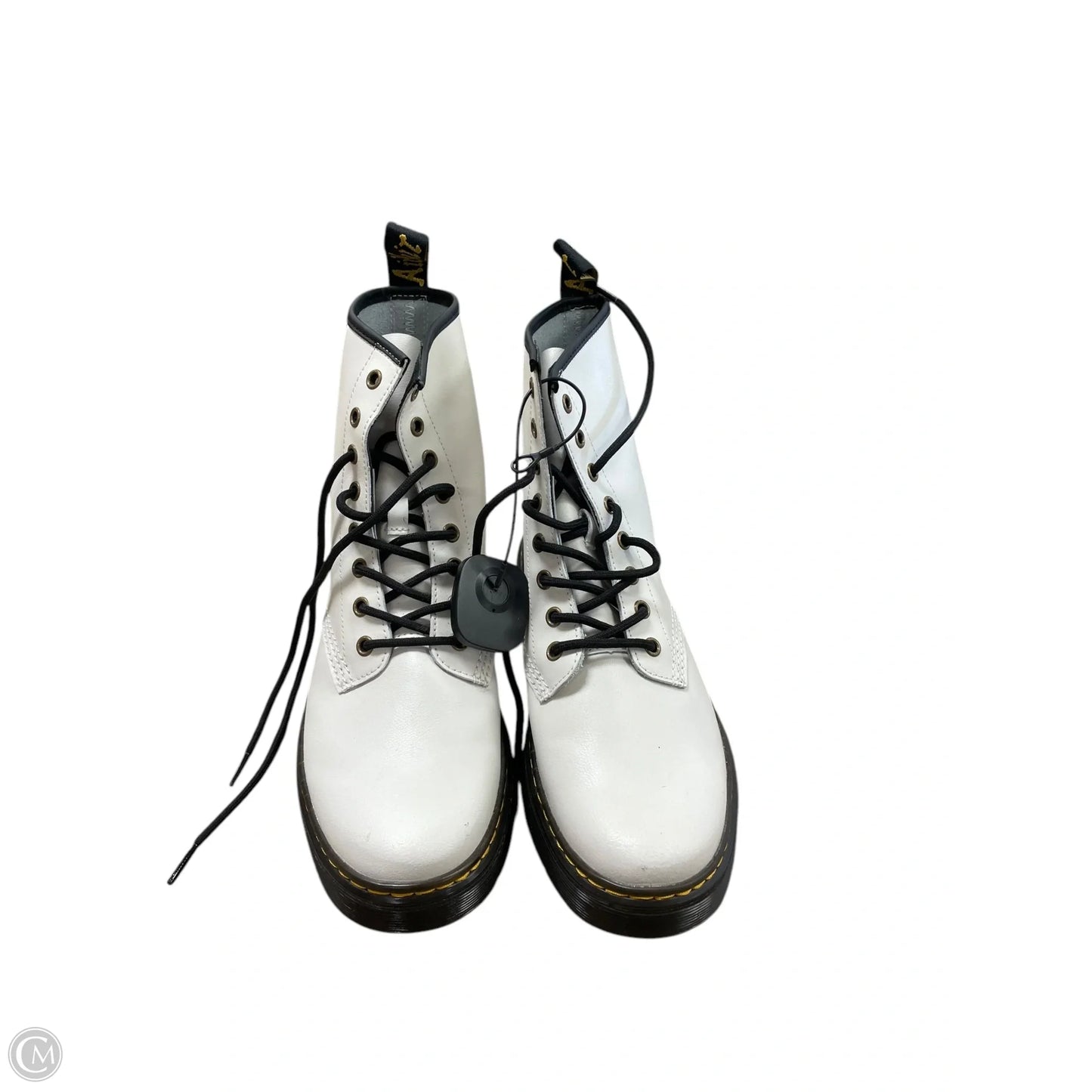 Boots Ankle Flats By Dr Martens In White, Size: 10