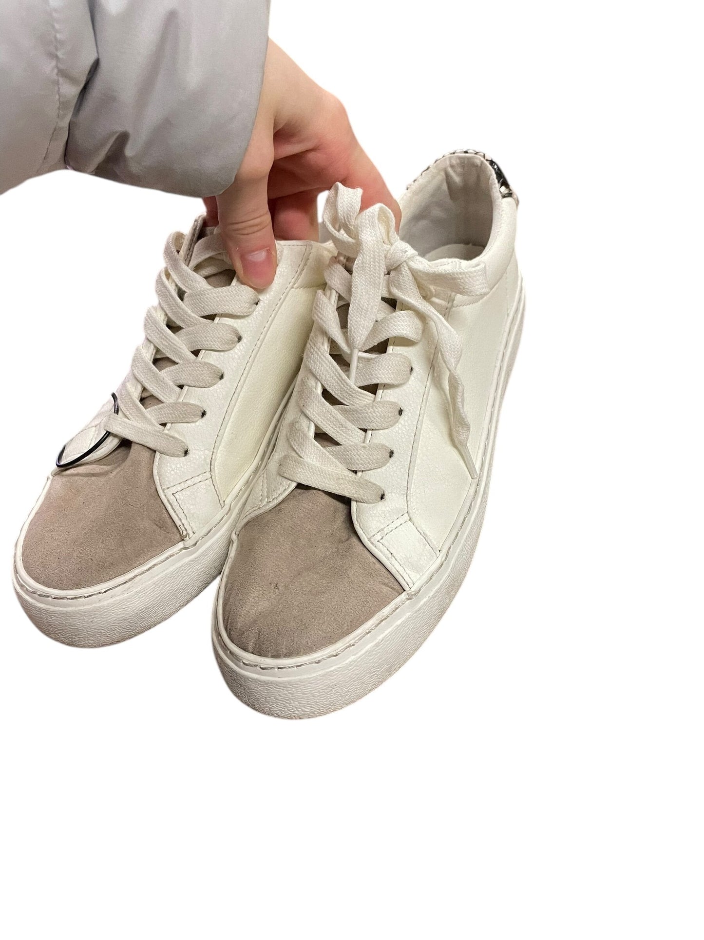Shoes Sneakers By Express Size: 7
