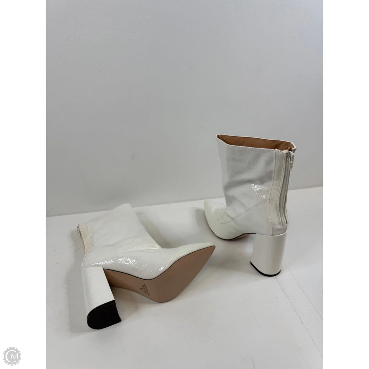 Boots Ankle Heels By Fashion Nova In White, Size: 6.5