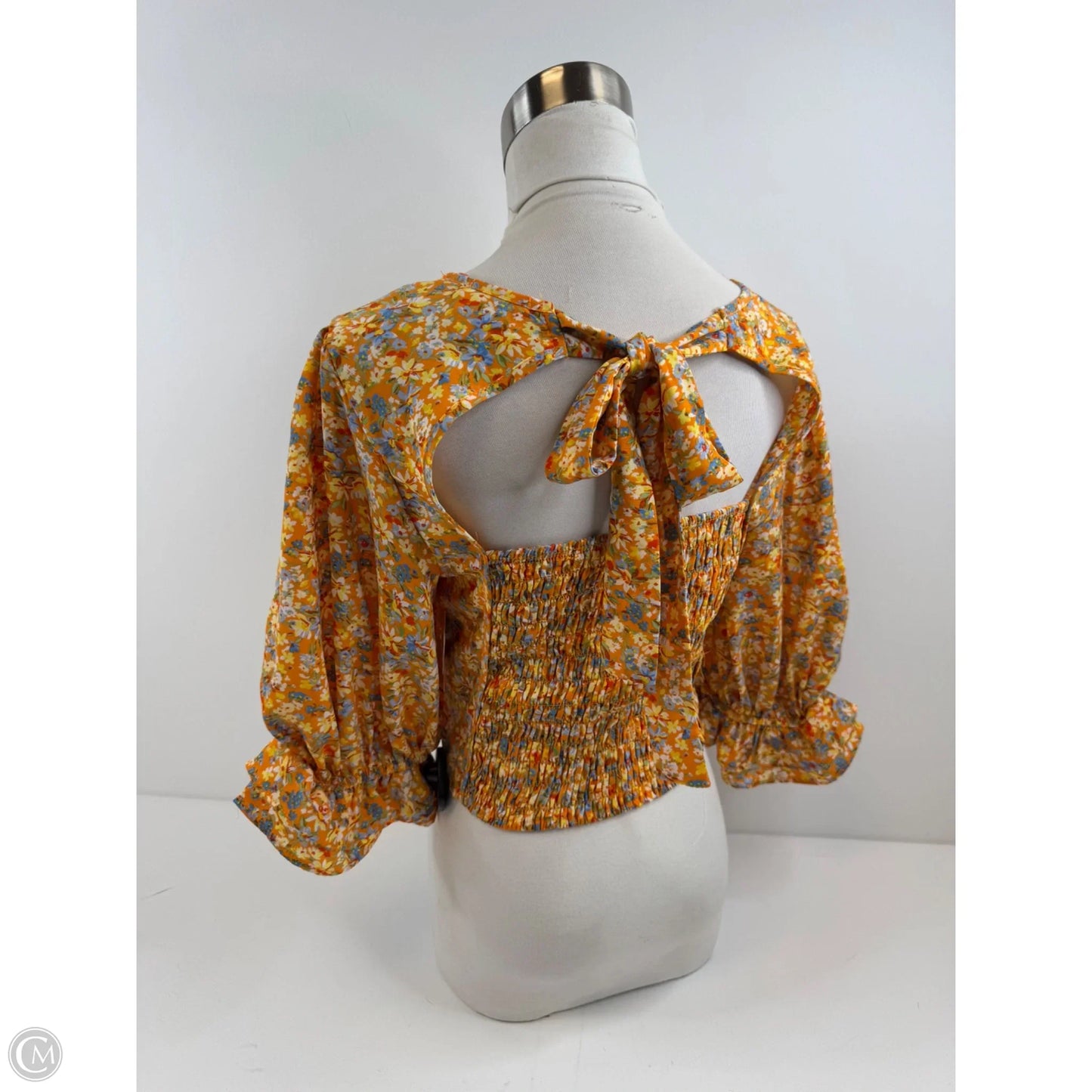 Top Short Sleeve By Clothes Mentor In Blue & Yellow, Size: S