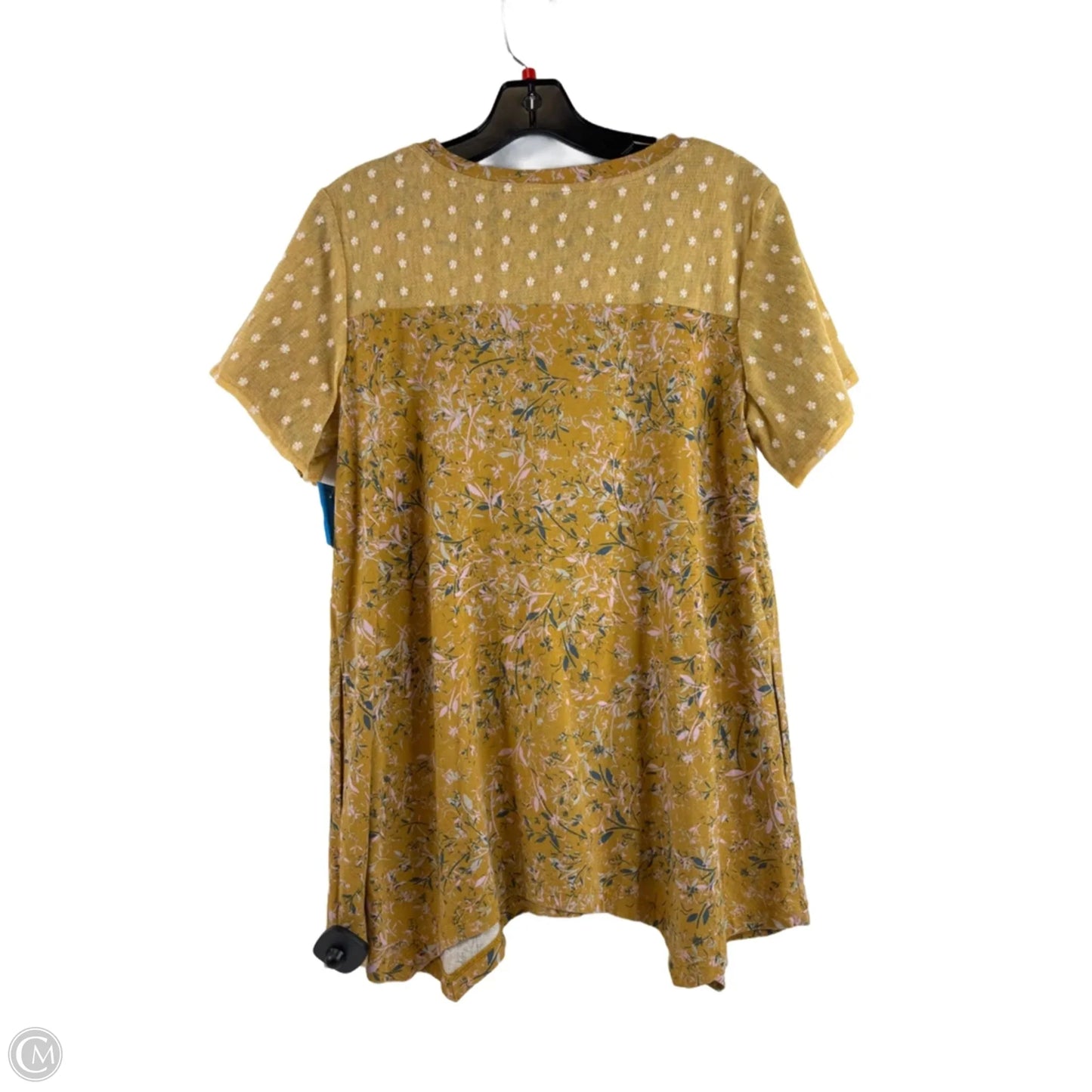 Top Short Sleeve By Logo In Yellow, Size: M