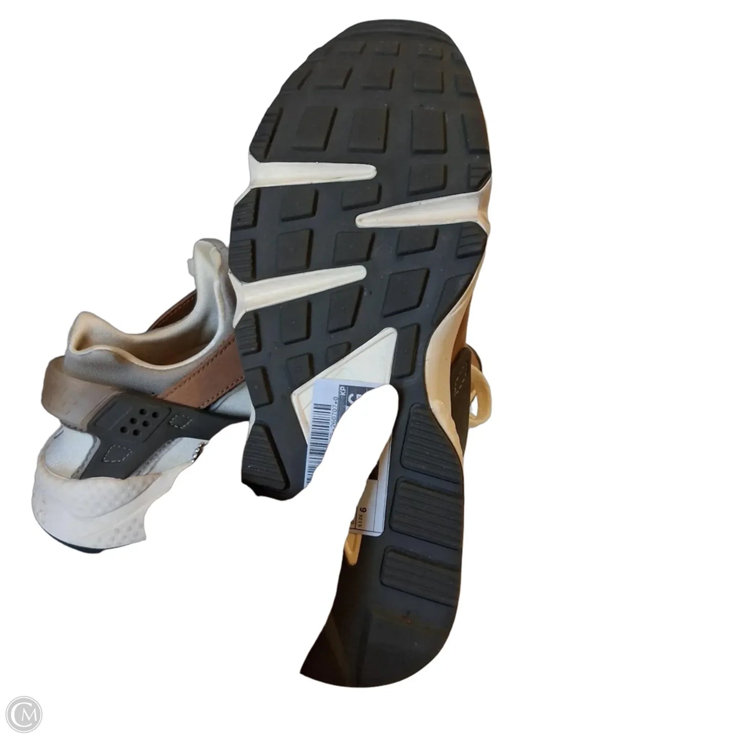 Shoes Athletic By Nike In Tan, Size: 6