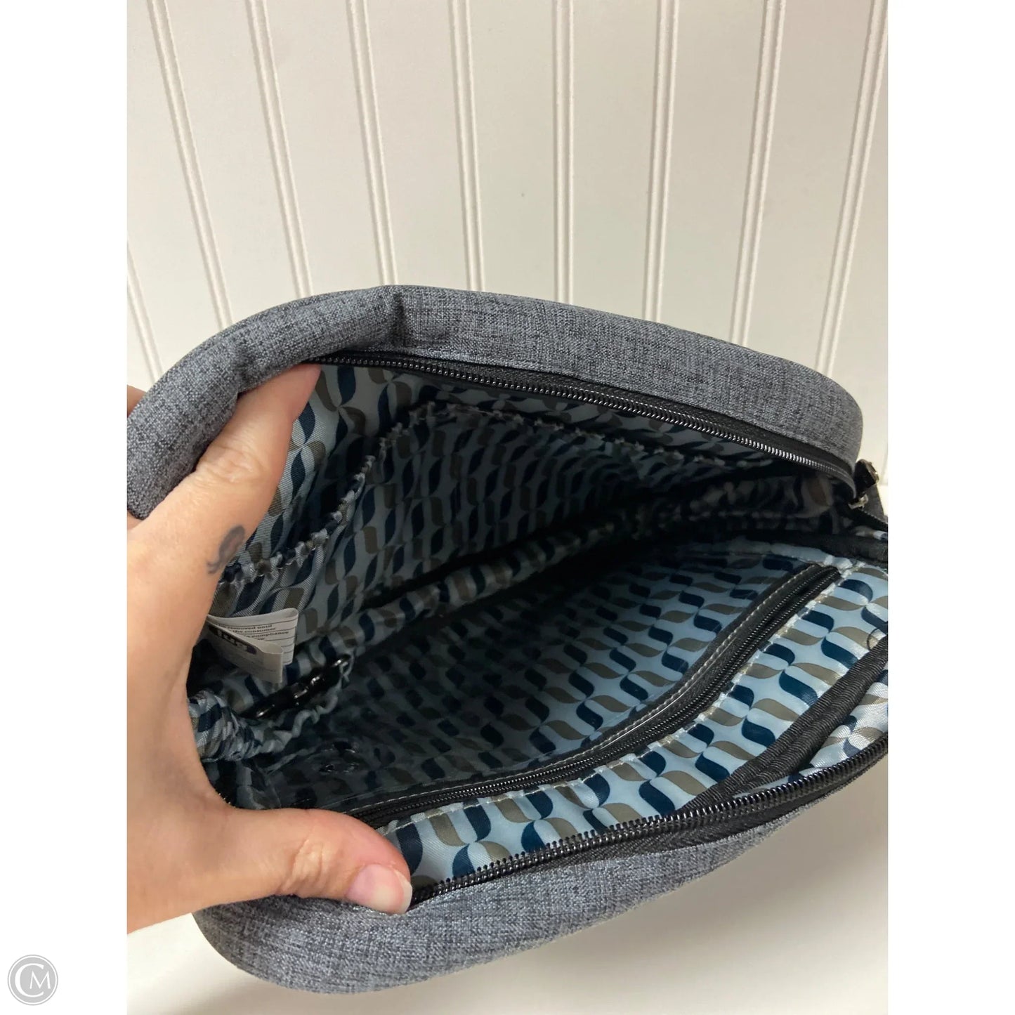 Handbag By Lug, Size: Medium