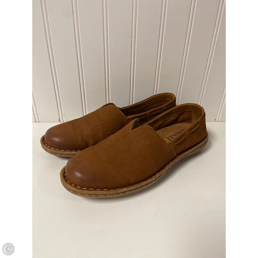 Shoes Flats By Born In Brown, Size: 7.5