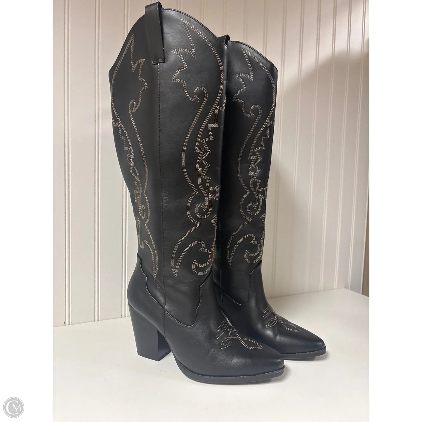 Boots Knee Heels By Soda In Black, Size: 7