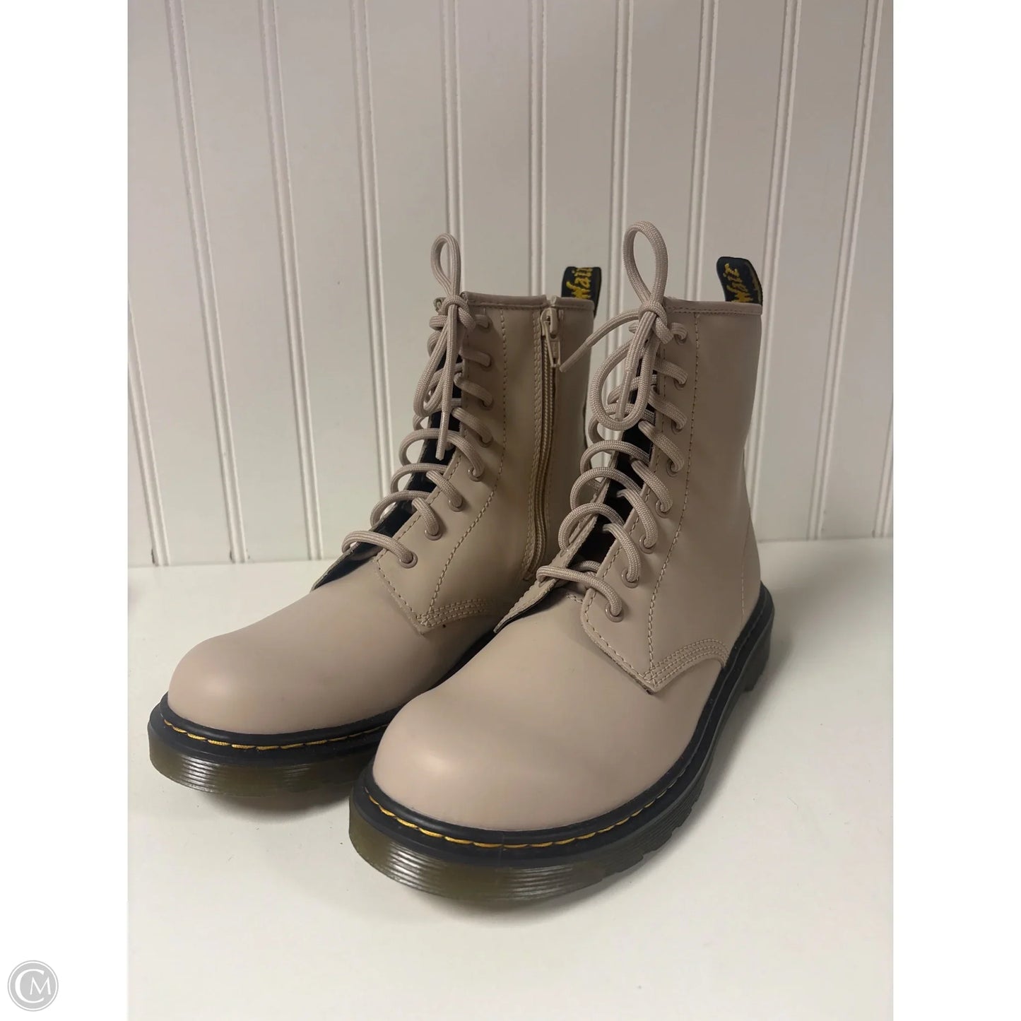 Boots Ankle Flats By Dr Martens In Taupe, Size: 6