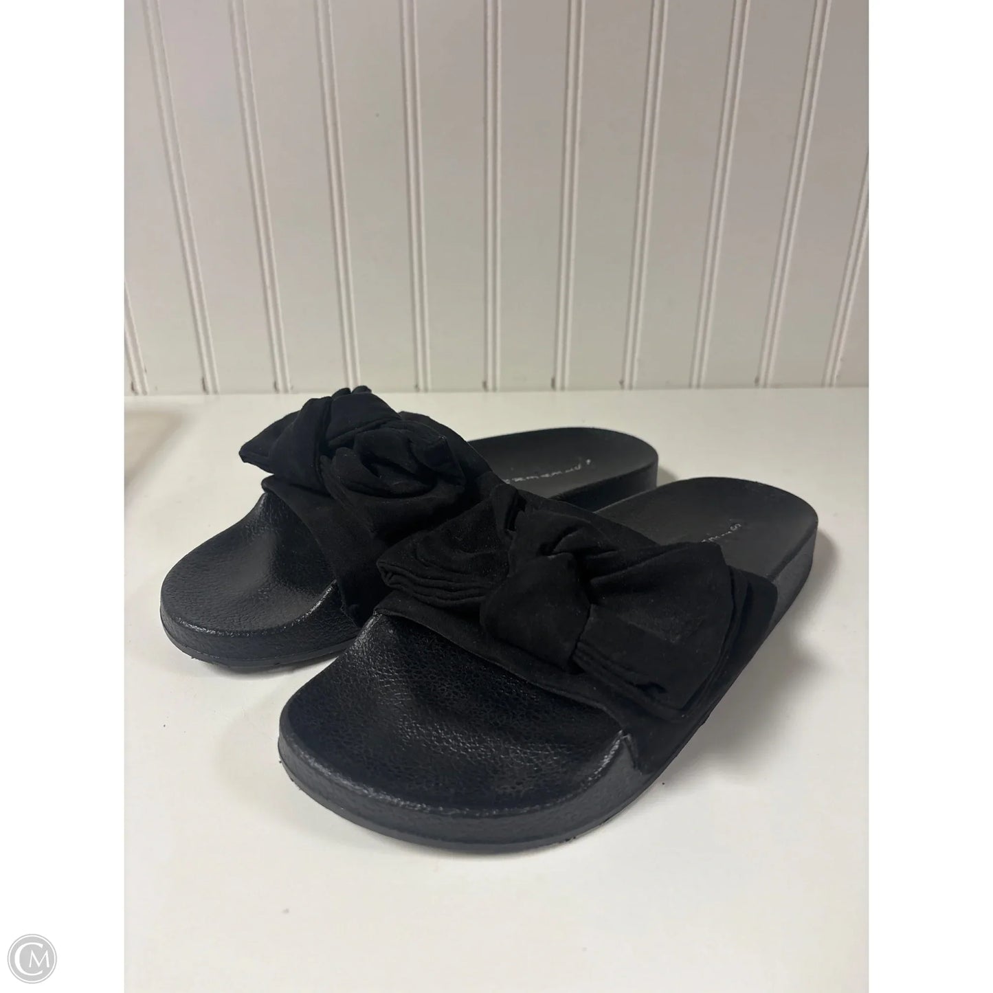 Sandals Flats By Steve Madden In Black, Size: 8