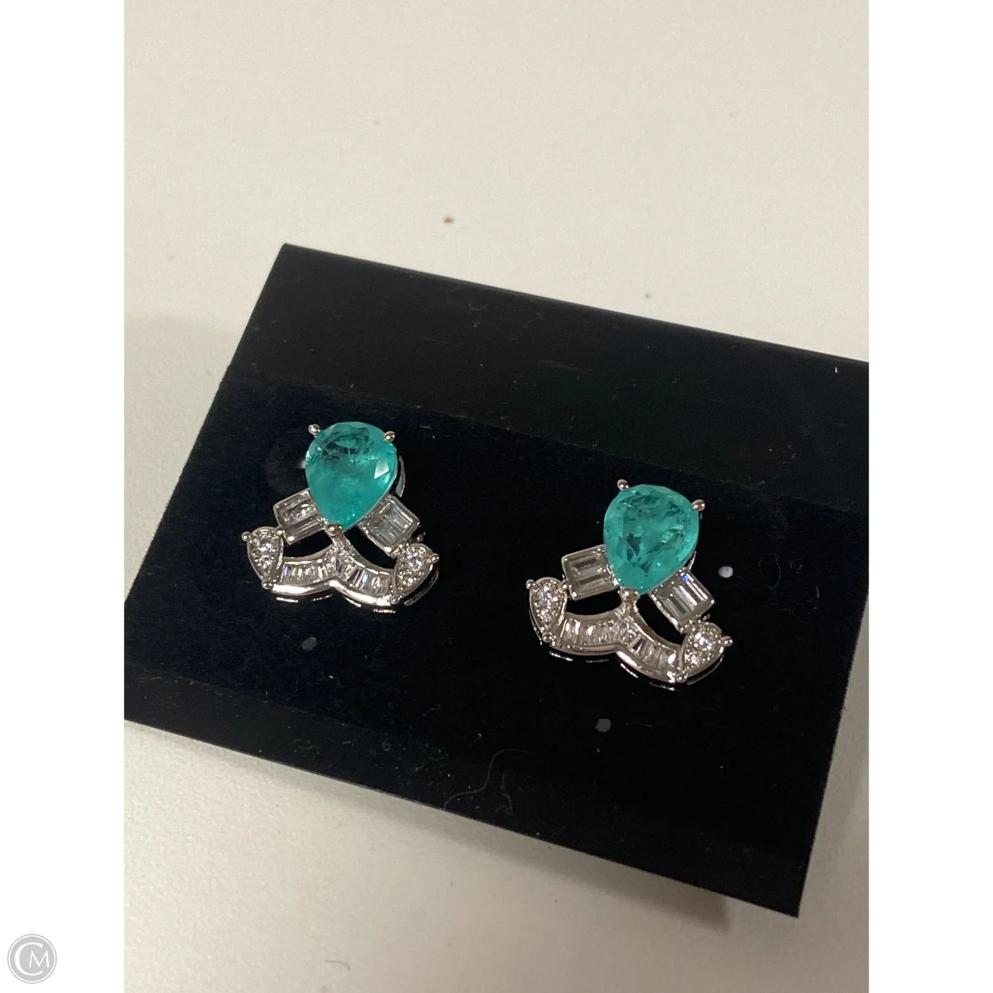 Earrings Stud By Clothes Mentor, Size: 1