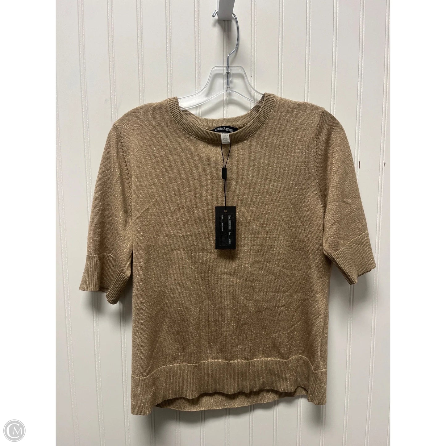 Sweater Short Sleeve By Cable And Gauge In Gold, Size: M