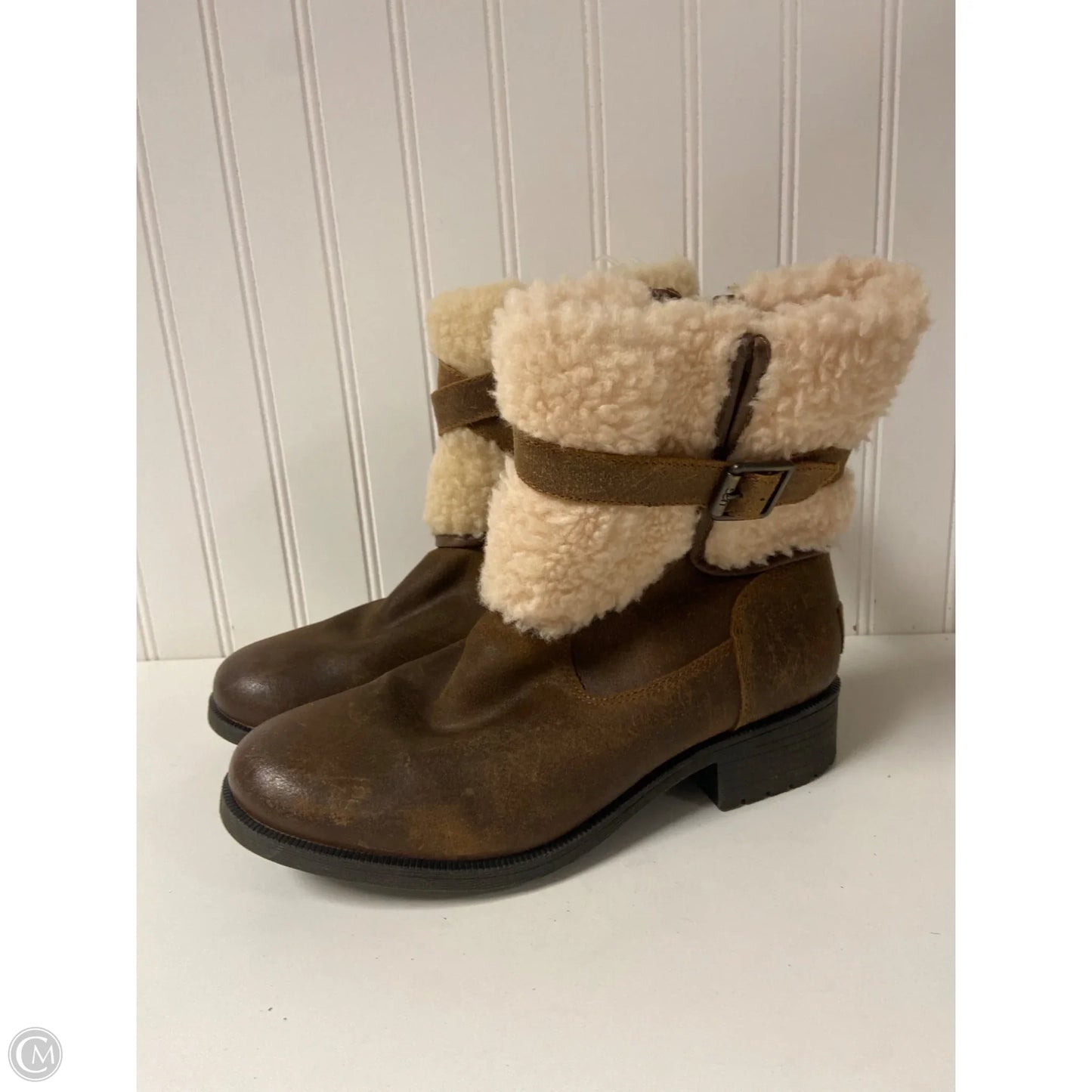 Boots Designer By Ugg In Brown, Size: 9.5