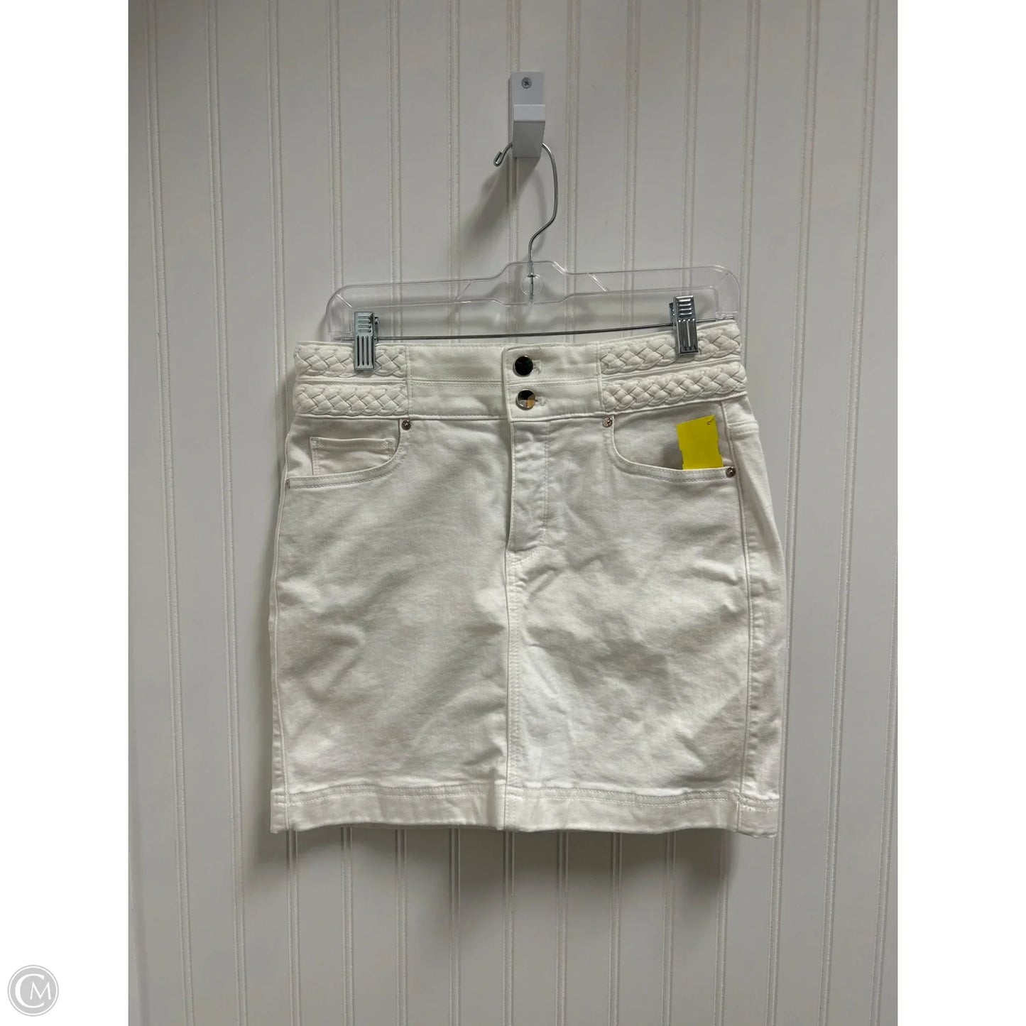 Skirt Mini & Short By White House Black Market In White, Size: 4