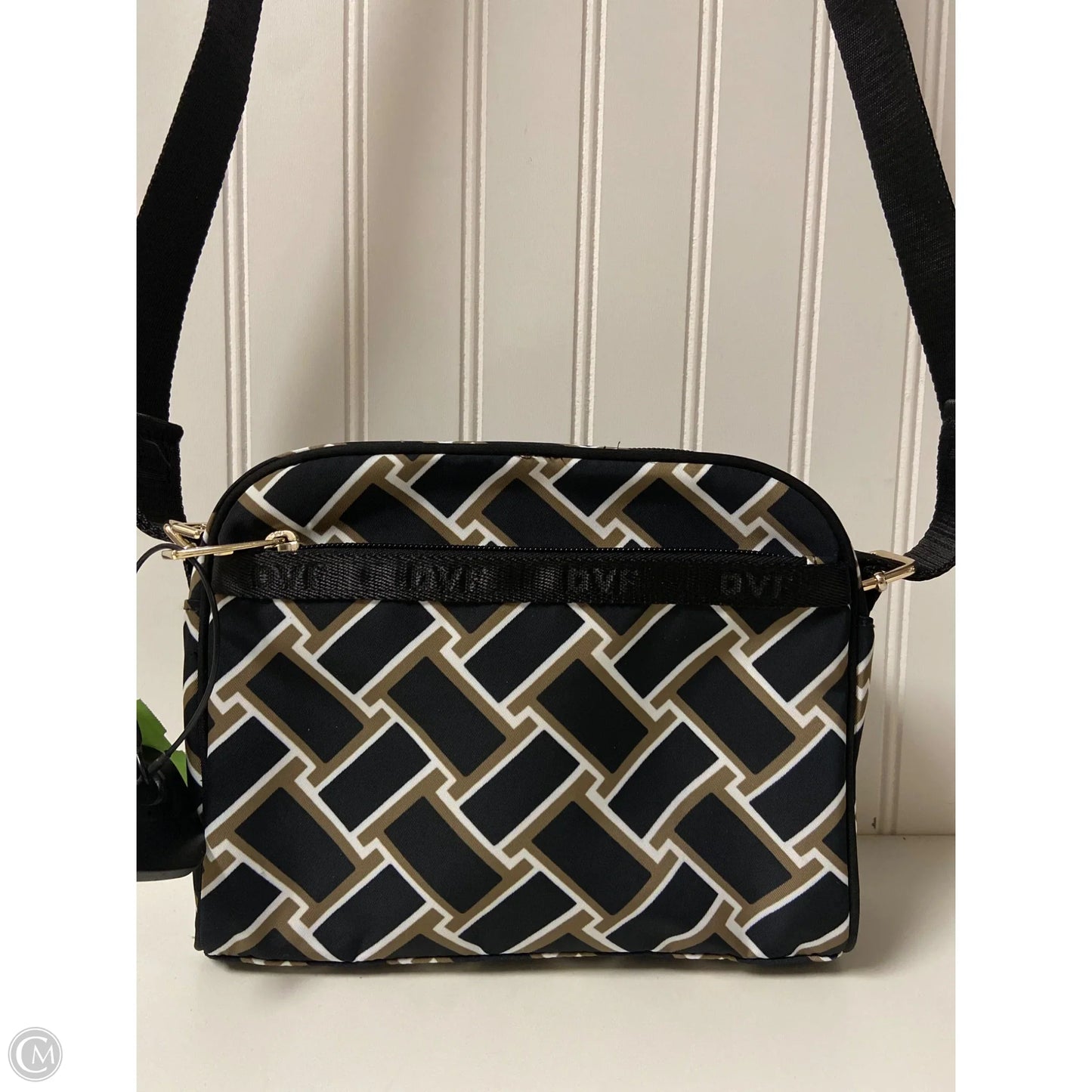 Crossbody Designer By Diane Von Furstenberg, Size: Medium