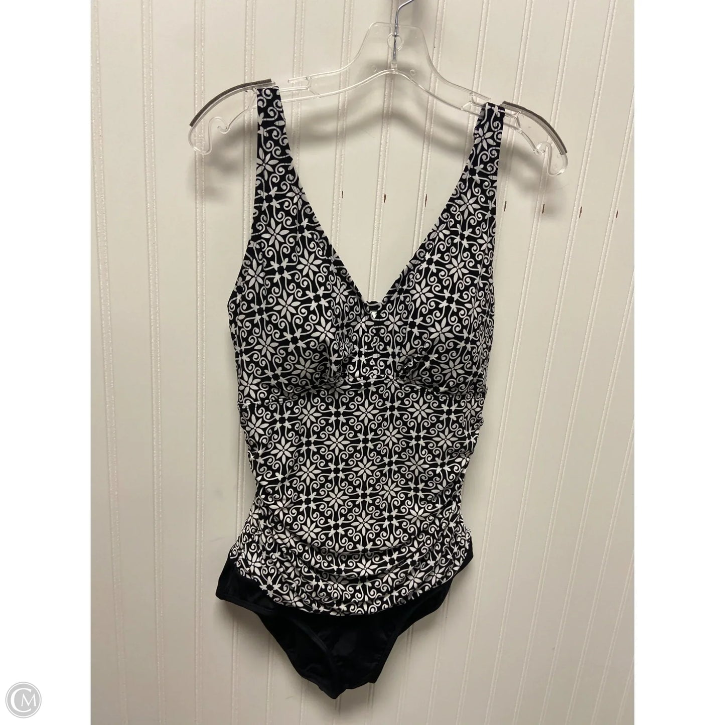 Swimsuit By Clothes Mentor In Black & White, Size: Xl