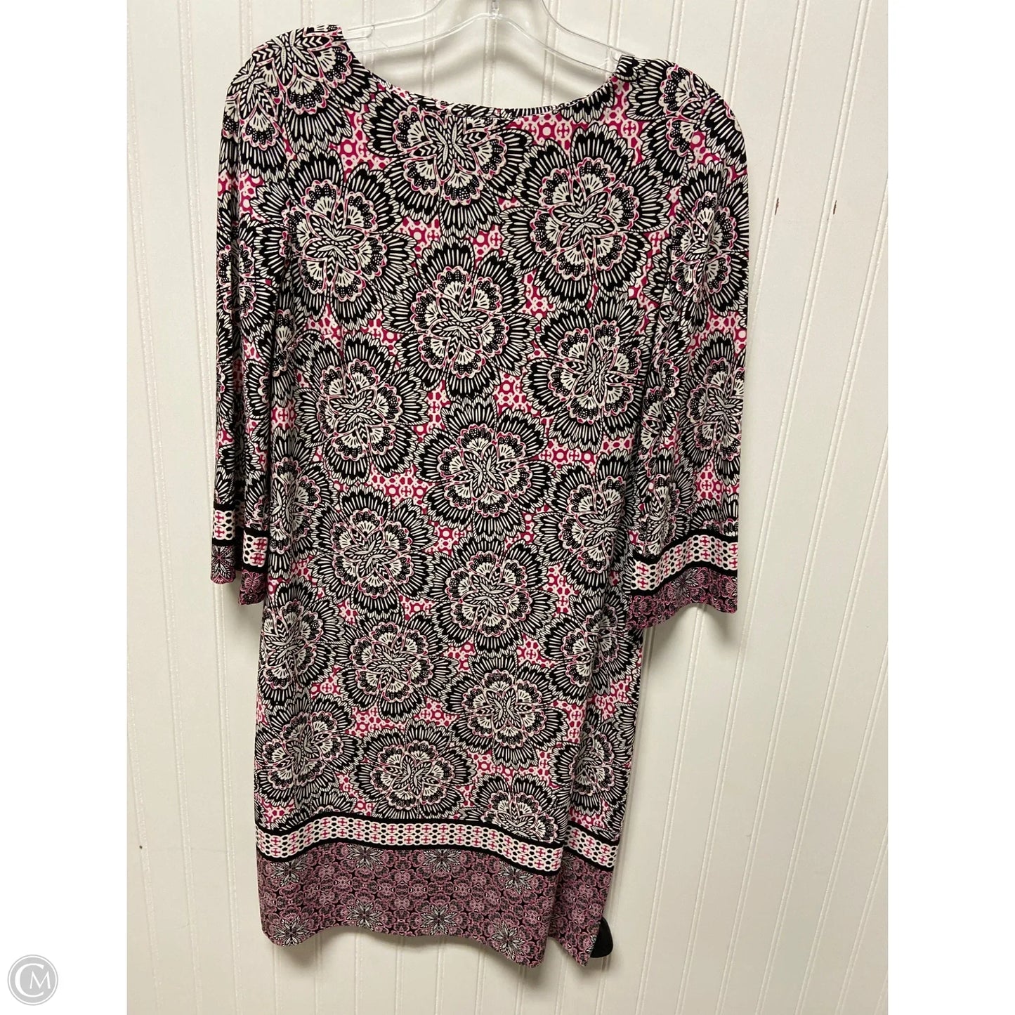 Dress Casual Short By Chicos In Black & Pink, Size: S