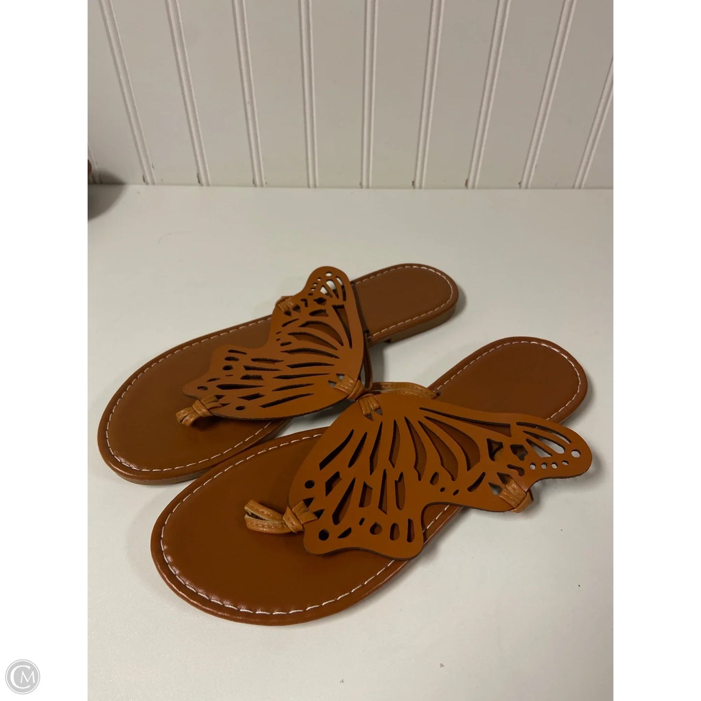Sandals Flats By Clothes Mentor In Tan, Size: 8.5