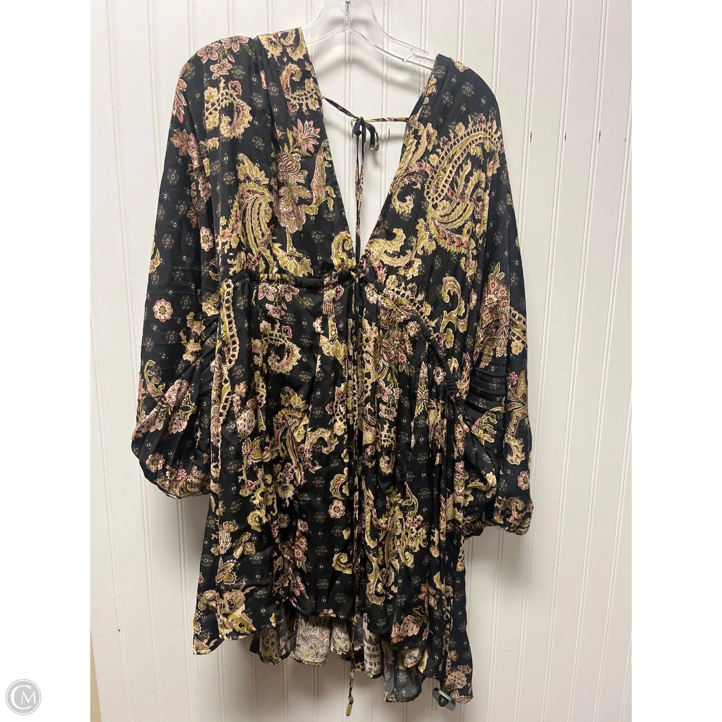 Dress Casual Short By Free People In Black & Cream, Size: S