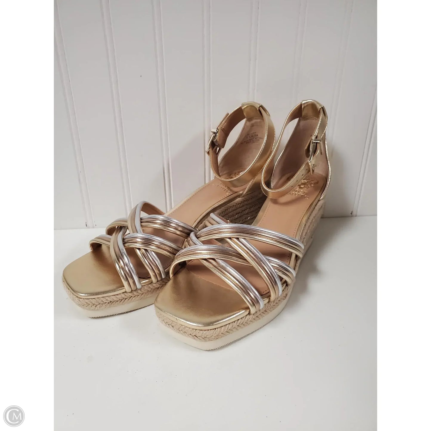 Sandals Heels Wedge By Vince Camuto In Gold & Silver, Size: 7.5