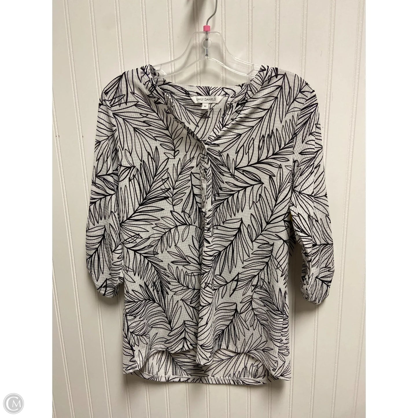 Top Long Sleeve By Emily Daniels In Black & White, Size: M