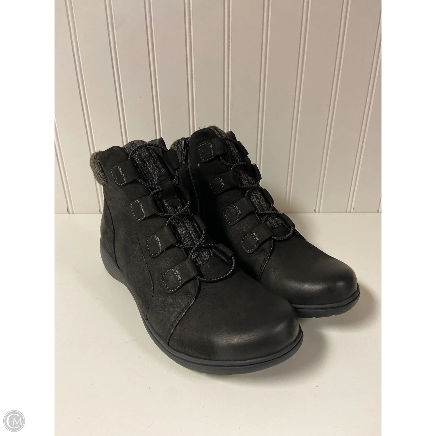 Boots Ankle Flats By Clarks In Black, Size: 10