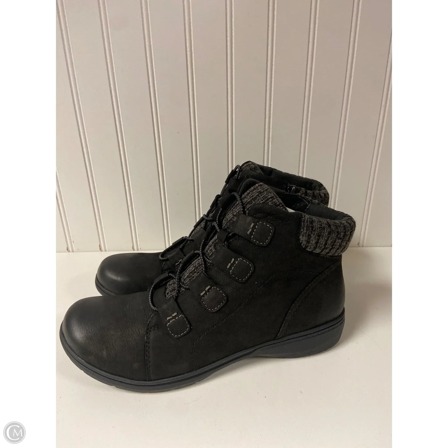 Boots Ankle Flats By Clarks In Black, Size: 10